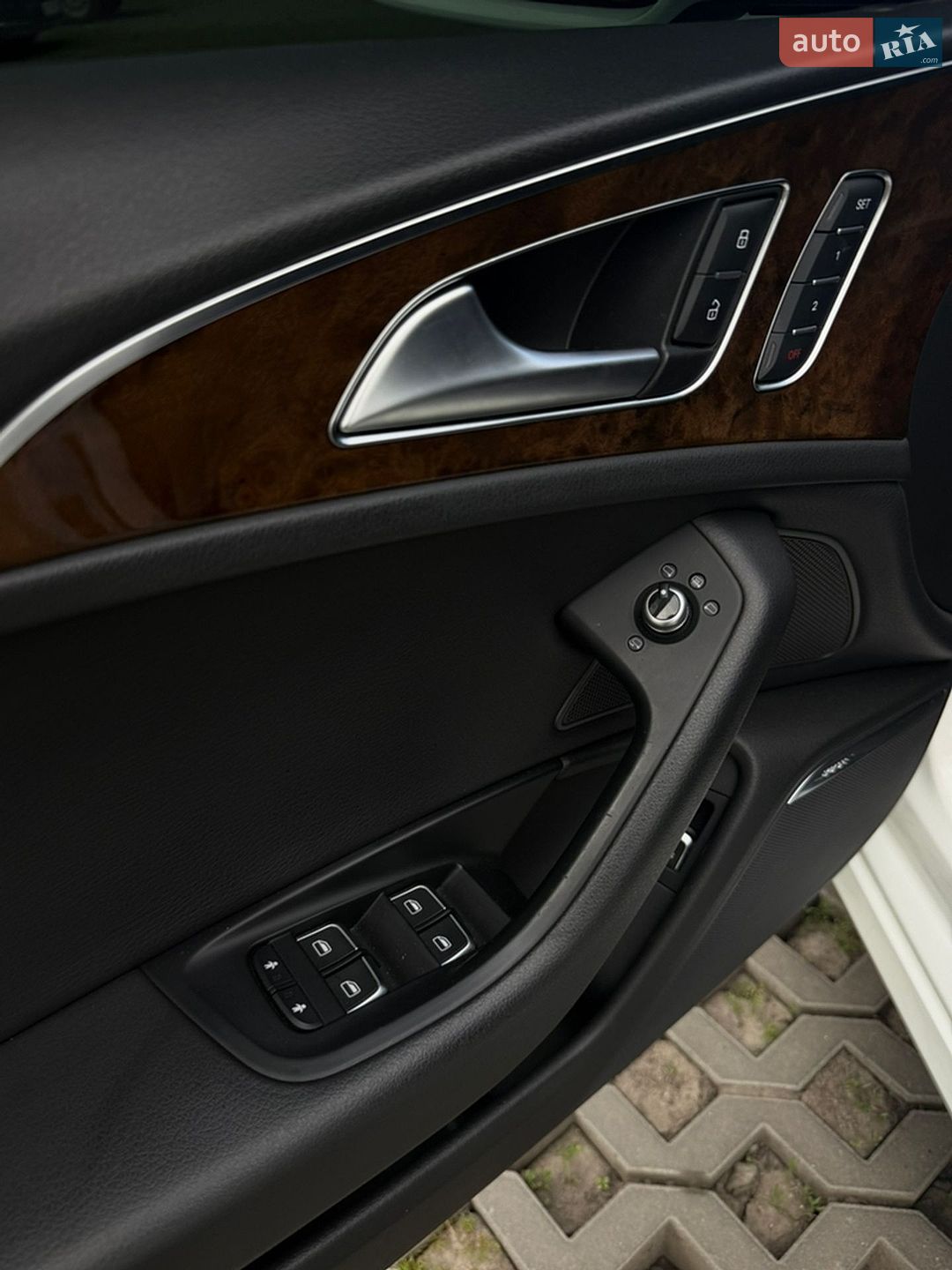 Audi A6 2015 VIN WAUHGAFC0GN010513 фото оголошення 27 з 44