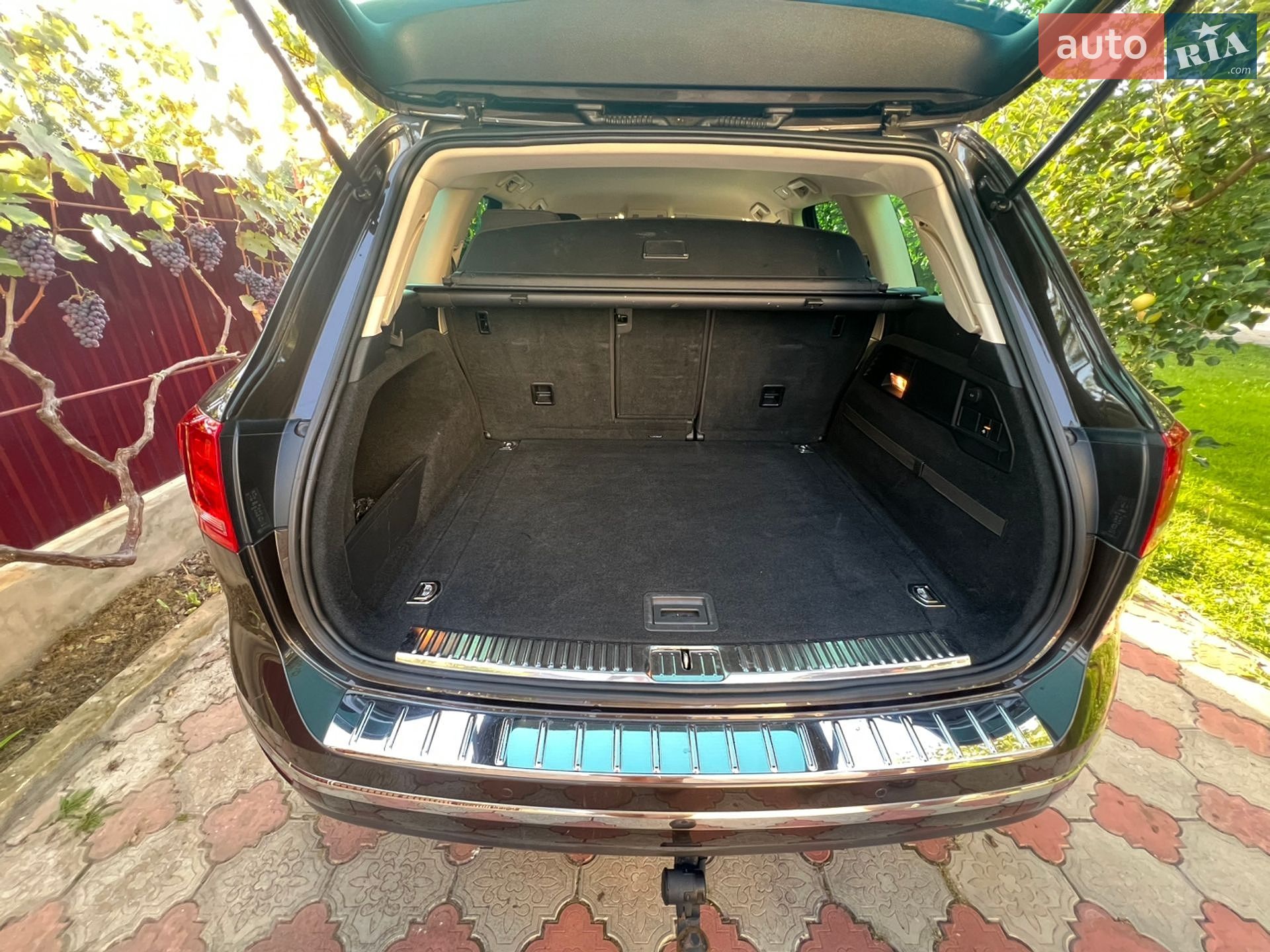 Volkswagen Touareg 2015 VIN WVGZZZ7PZGD004196 фото оголошення 7 з 8