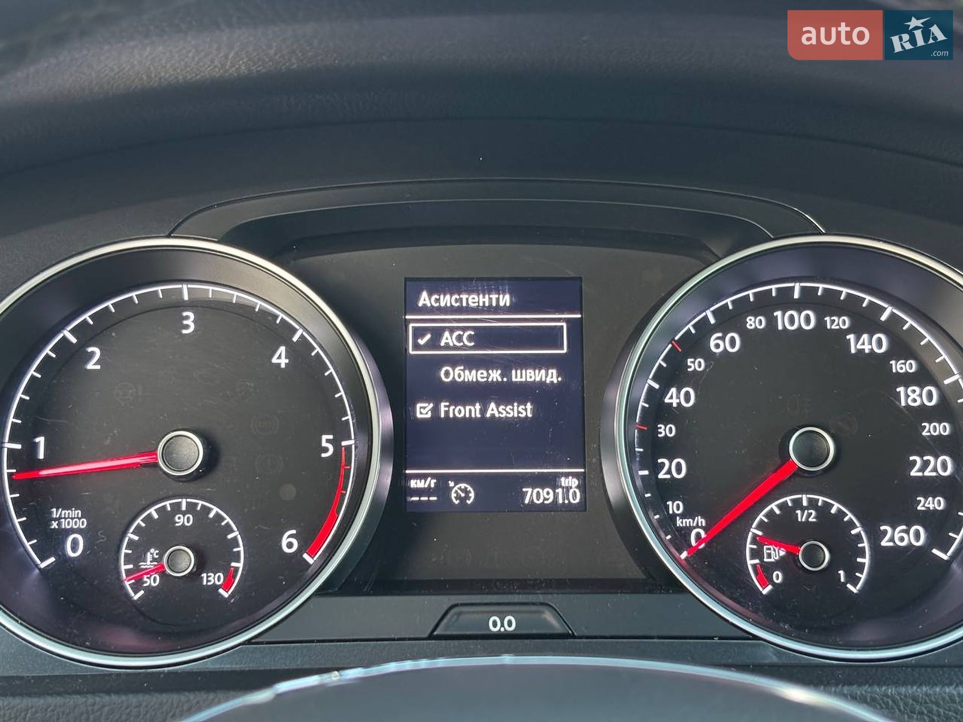 Volkswagen Golf 2019 VIN WVWZZZAUZKP563389 фото оголошення 25 з 33