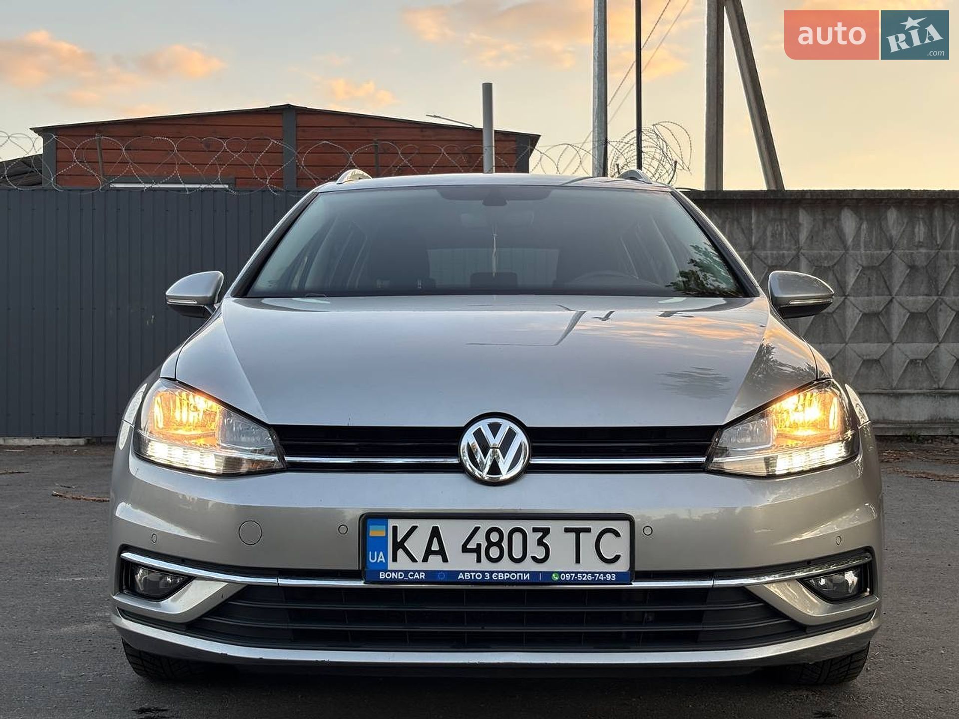 Volkswagen Golf 2019 VIN WVWZZZAUZKP563389 фото оголошення 30 з 33