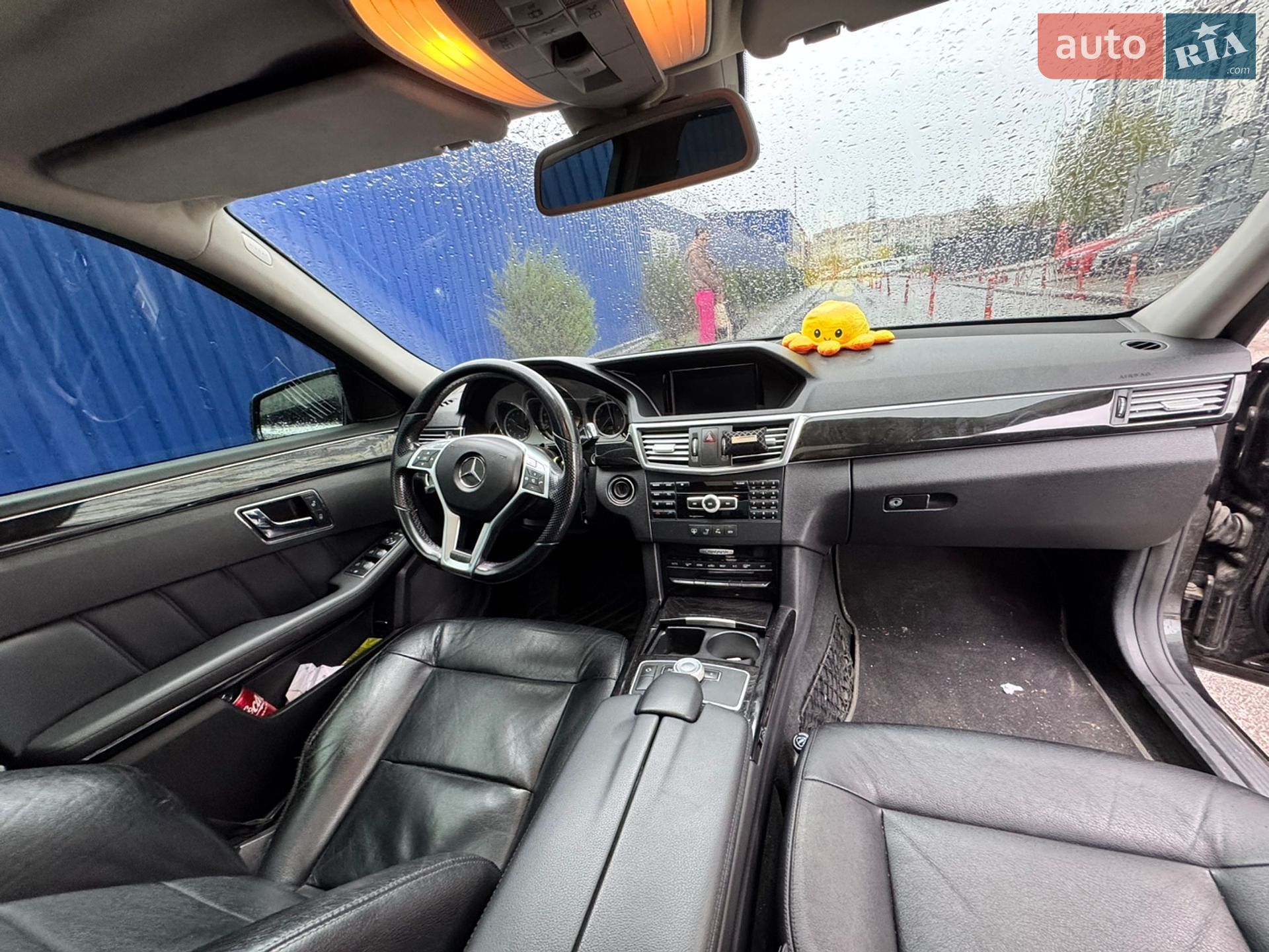 Mercedes-Benz E-Class 2011 VIN WDD2120021A502353 фото оголошення 7 з 9