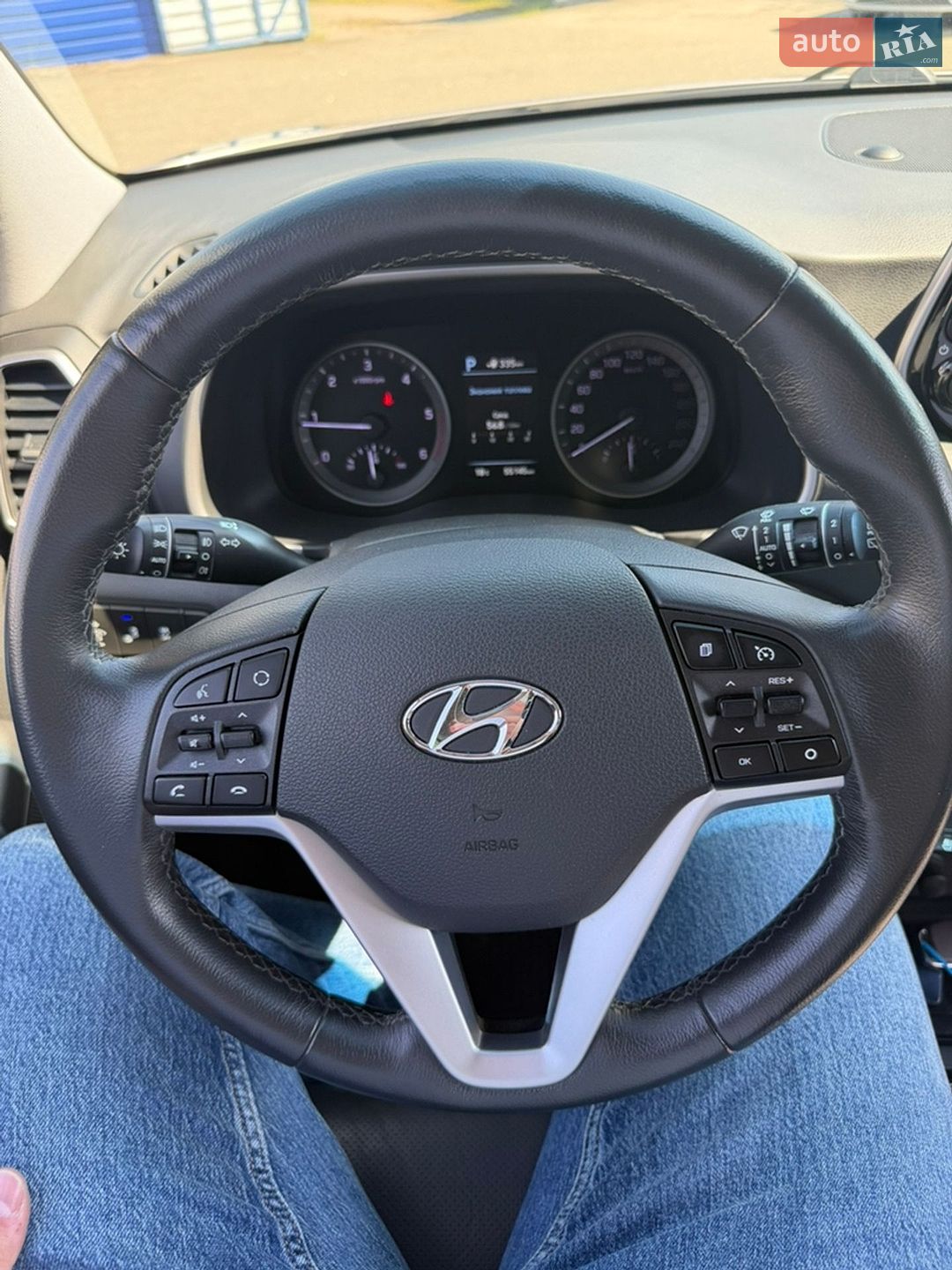 Hyundai Tucson 2019 VIN TMAJ3817GLJ998681 фото оголошення 20 з 25