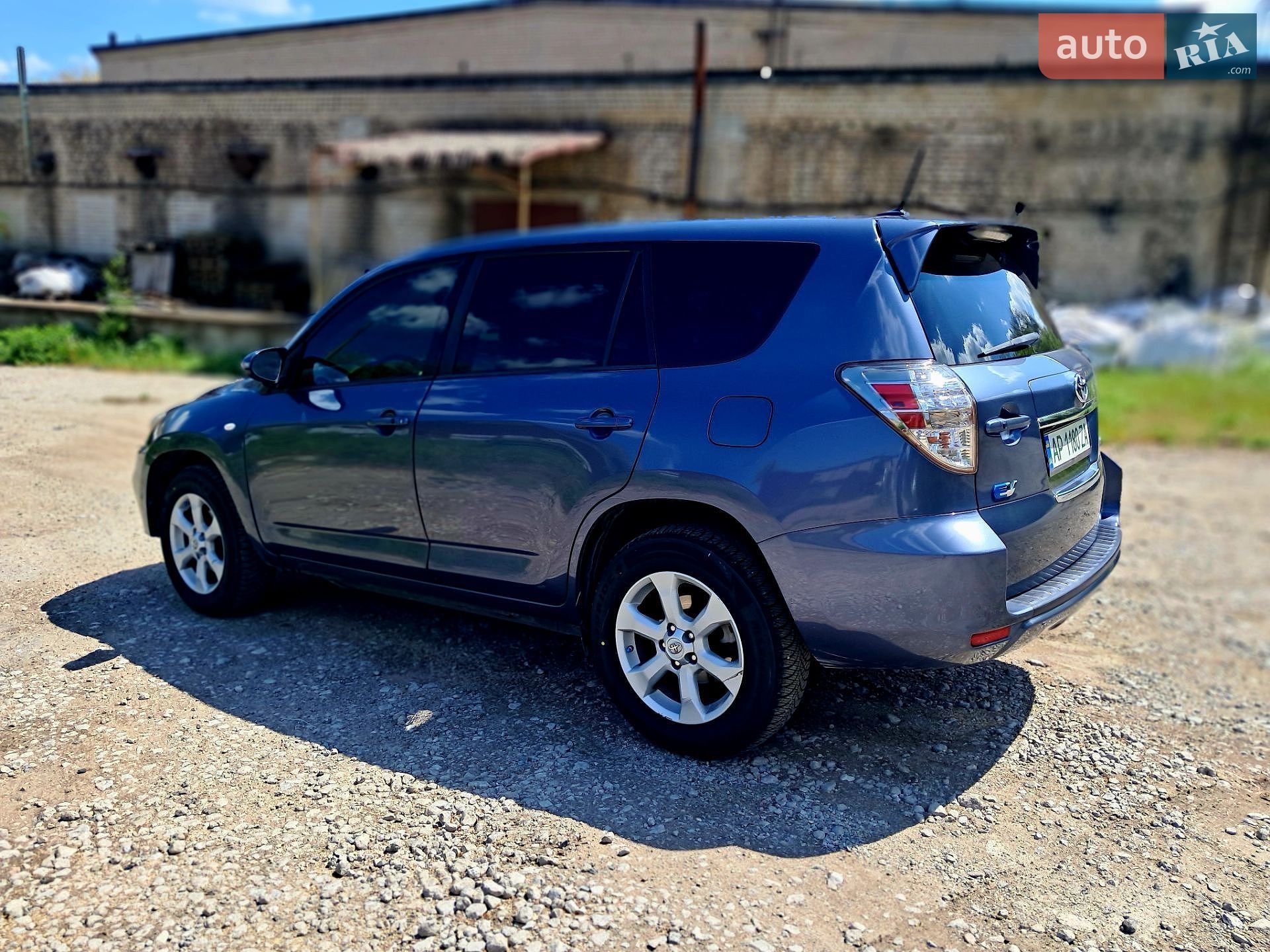 Toyota RAV4 EV 2012 VIN 2T3YL4DV1CW001228 фото оголошення 5 з 15