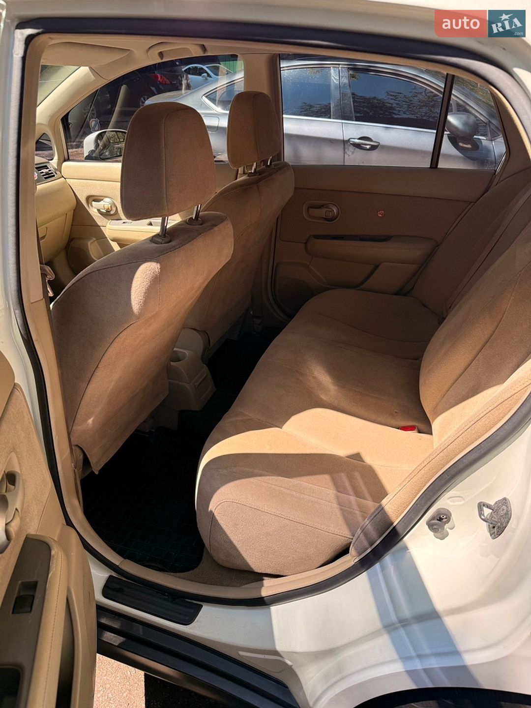 Nissan TIIDA 2009 VIN JN1CC11CX8T018814 фото оголошення 6 з 23