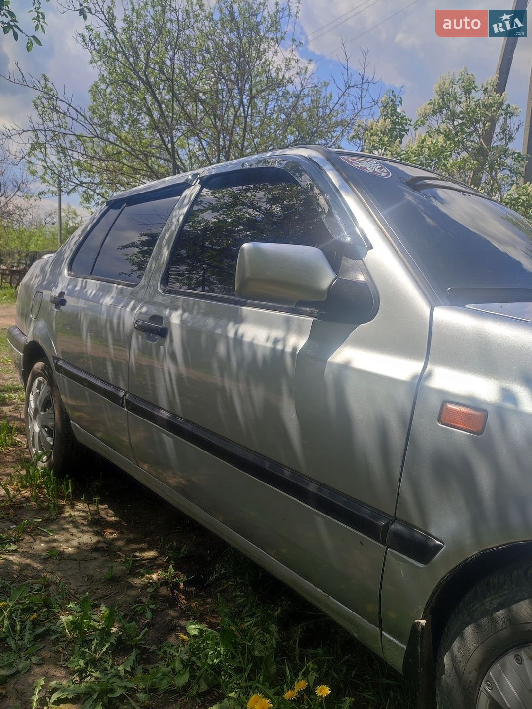 Volkswagen Vento 1992 VIN WVWZZZ1HZNW115987 фото оголошення 4 з 8