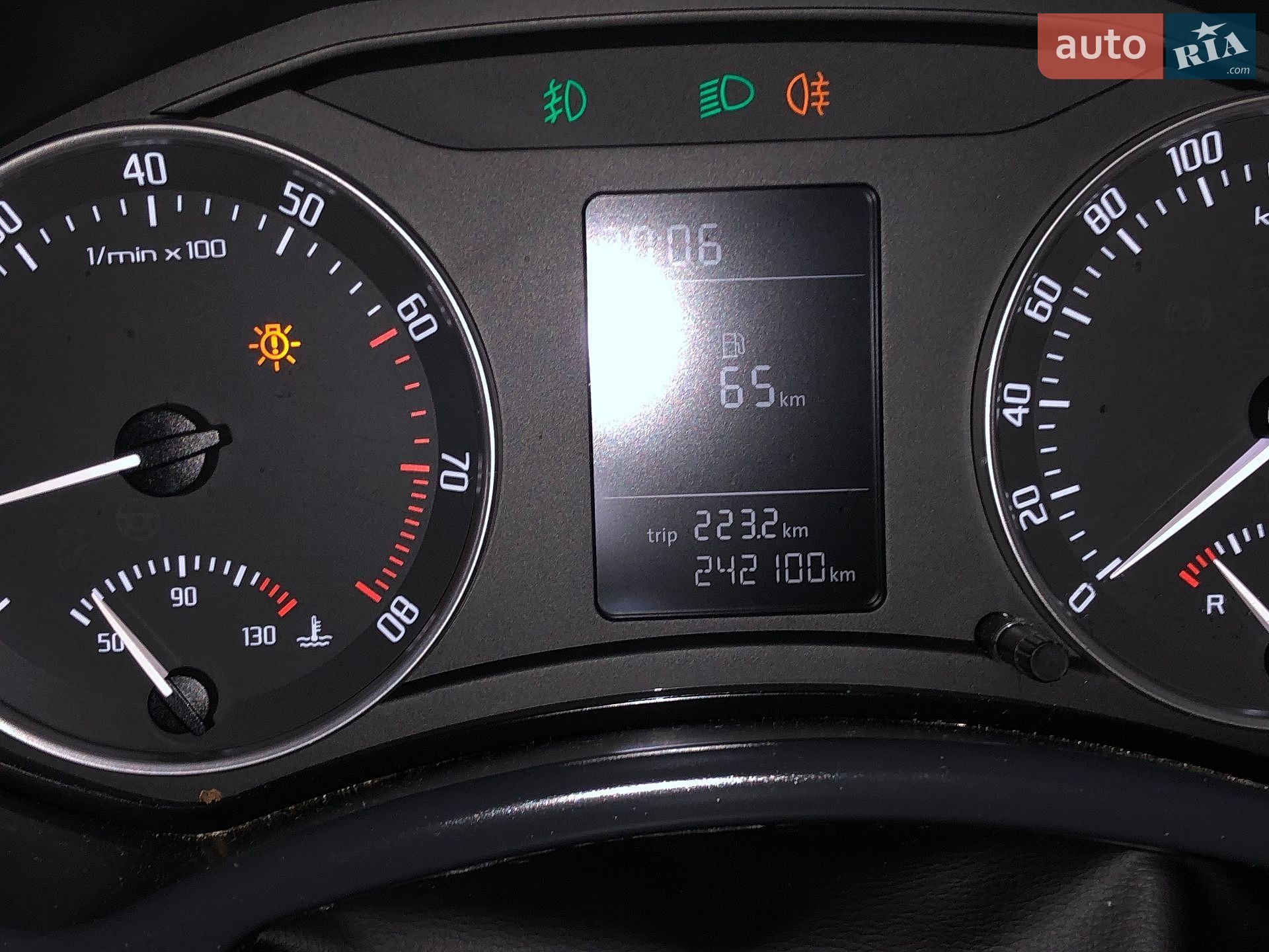 Skoda Octavia 2009 VIN TMBCK61ZX9C008061 фото оголошення 4 з 17