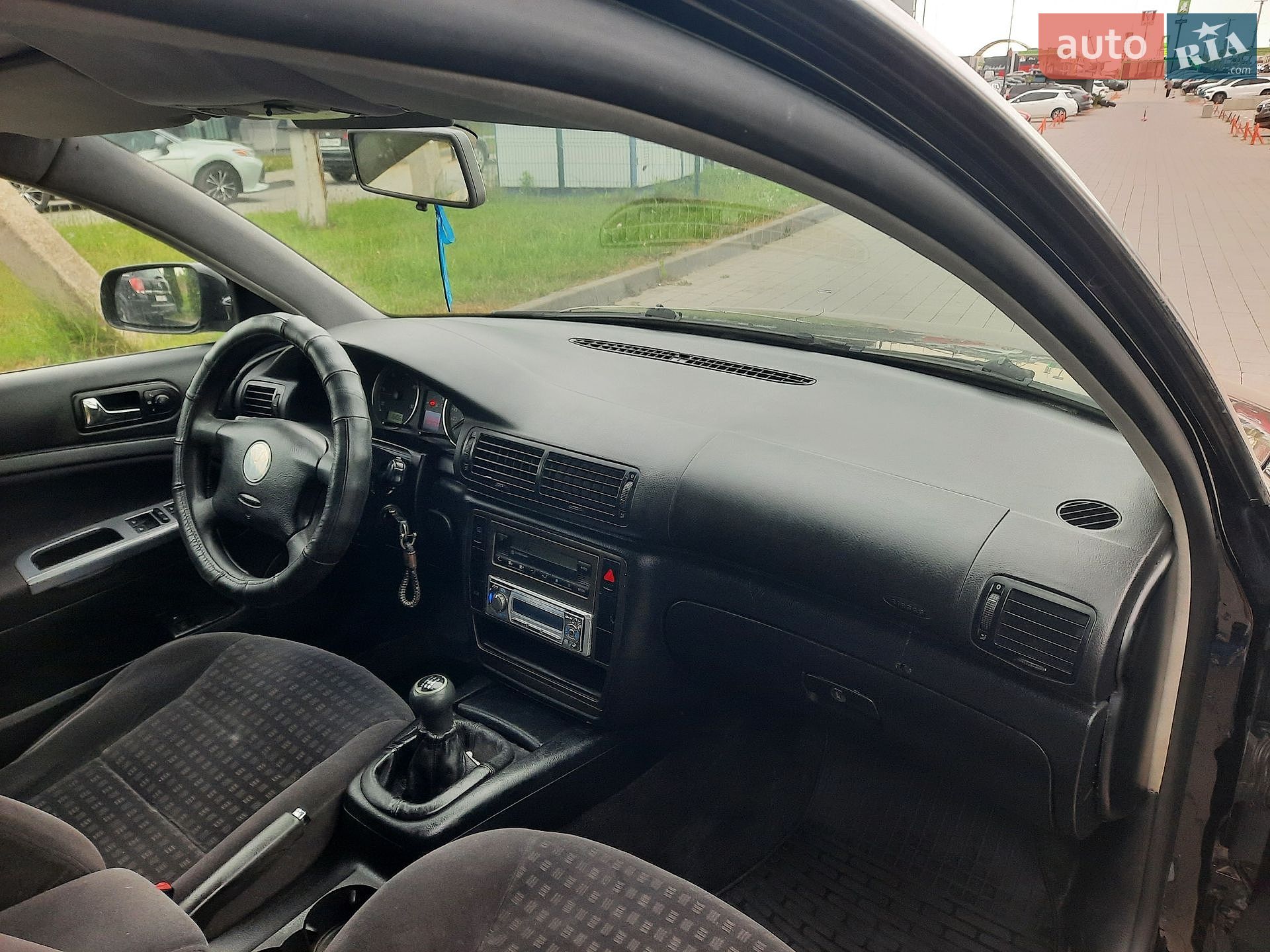 Volkswagen Passat 2001 VIN WVWZZZ3BZ2E106566 фото оголошення 11 з 38