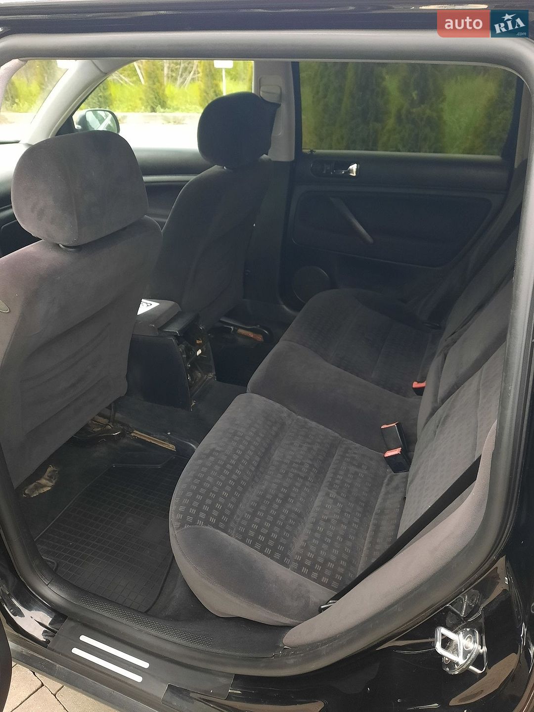 Volkswagen Passat 2001 VIN WVWZZZ3BZ2E106566 фото оголошення 13 з 38