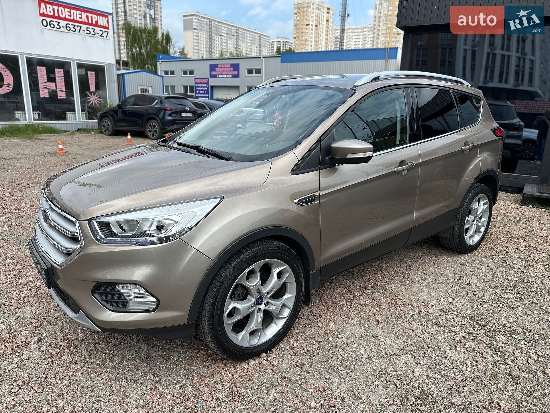 Ford Kuga 2019 VIN WF0AXXWPMAKM24554 фото оголошення 11 з 24