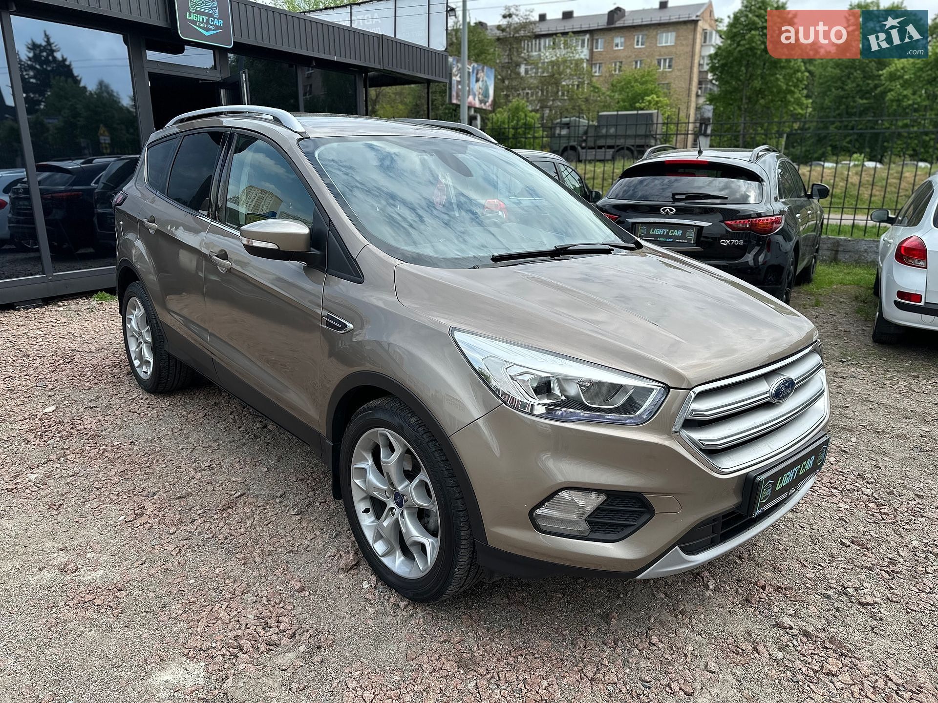 Ford Kuga 2019 VIN WF0AXXWPMAKM24554 фото оголошення 2 з 24