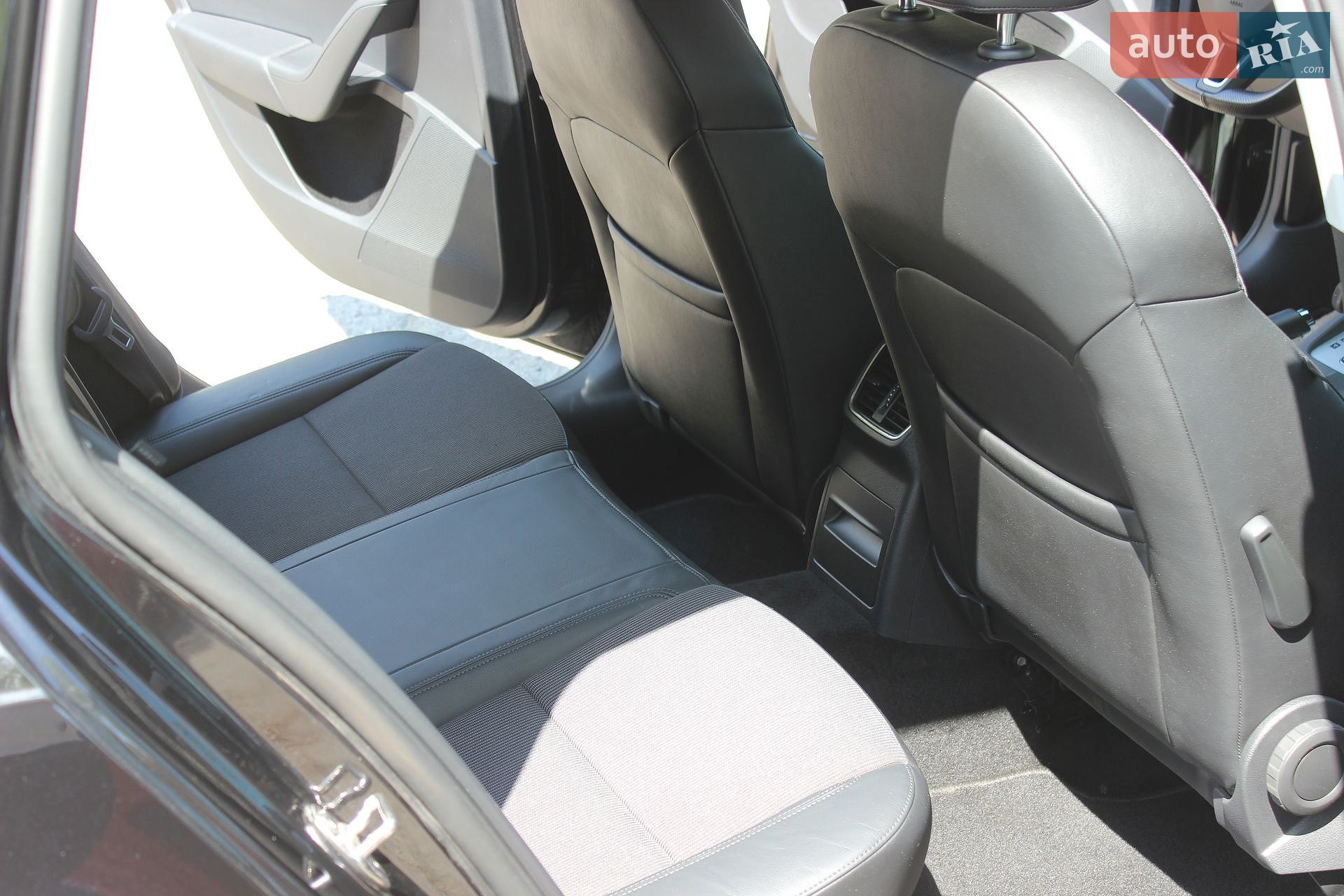 Skoda Octavia 2019 VIN TMBJG9NEXK0196637 фото оголошення 27 з 48