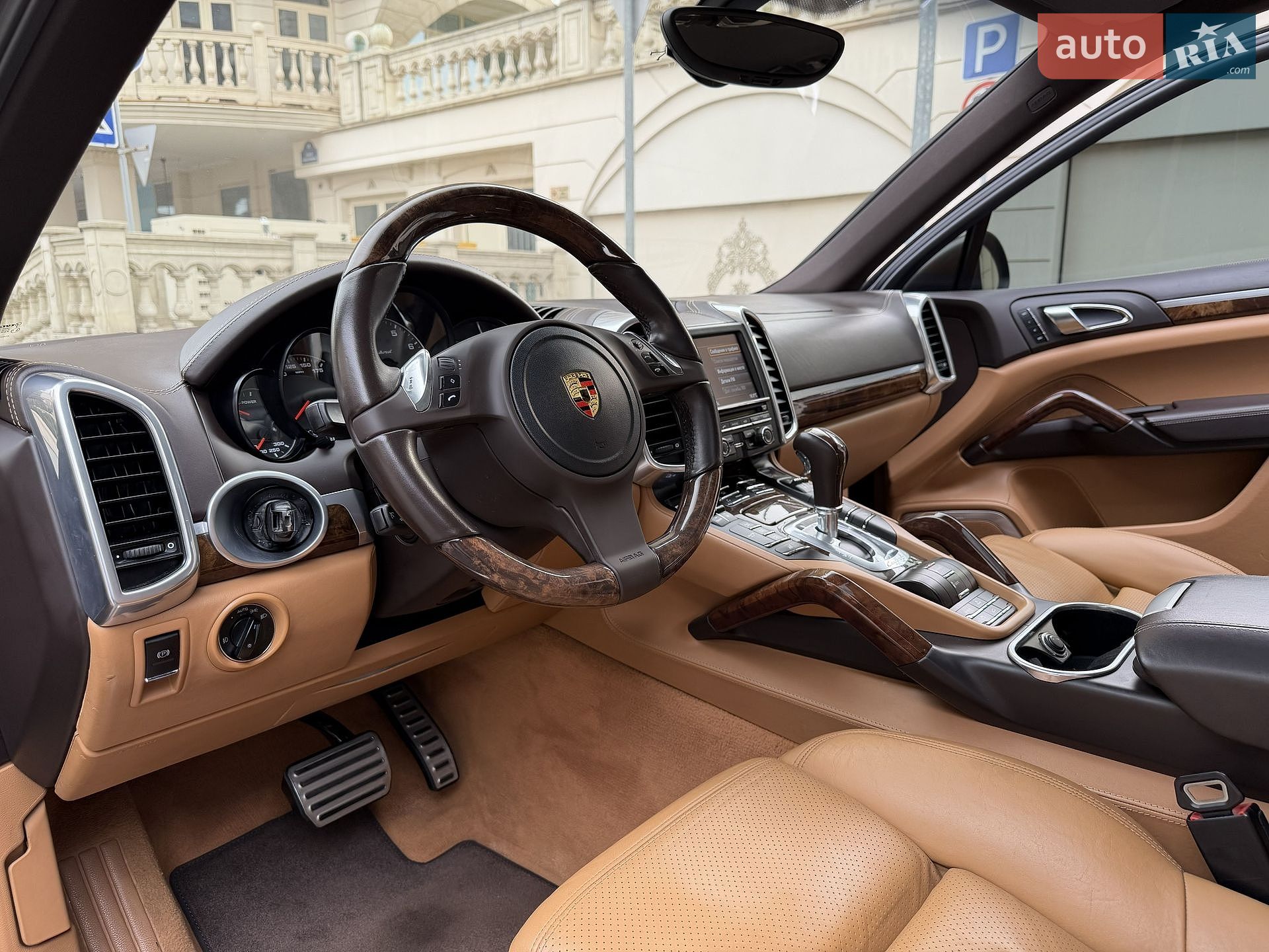 Porsche Cayenne 2011 VIN WP1AE2A21BLA98855 фото оголошення 19 з 69