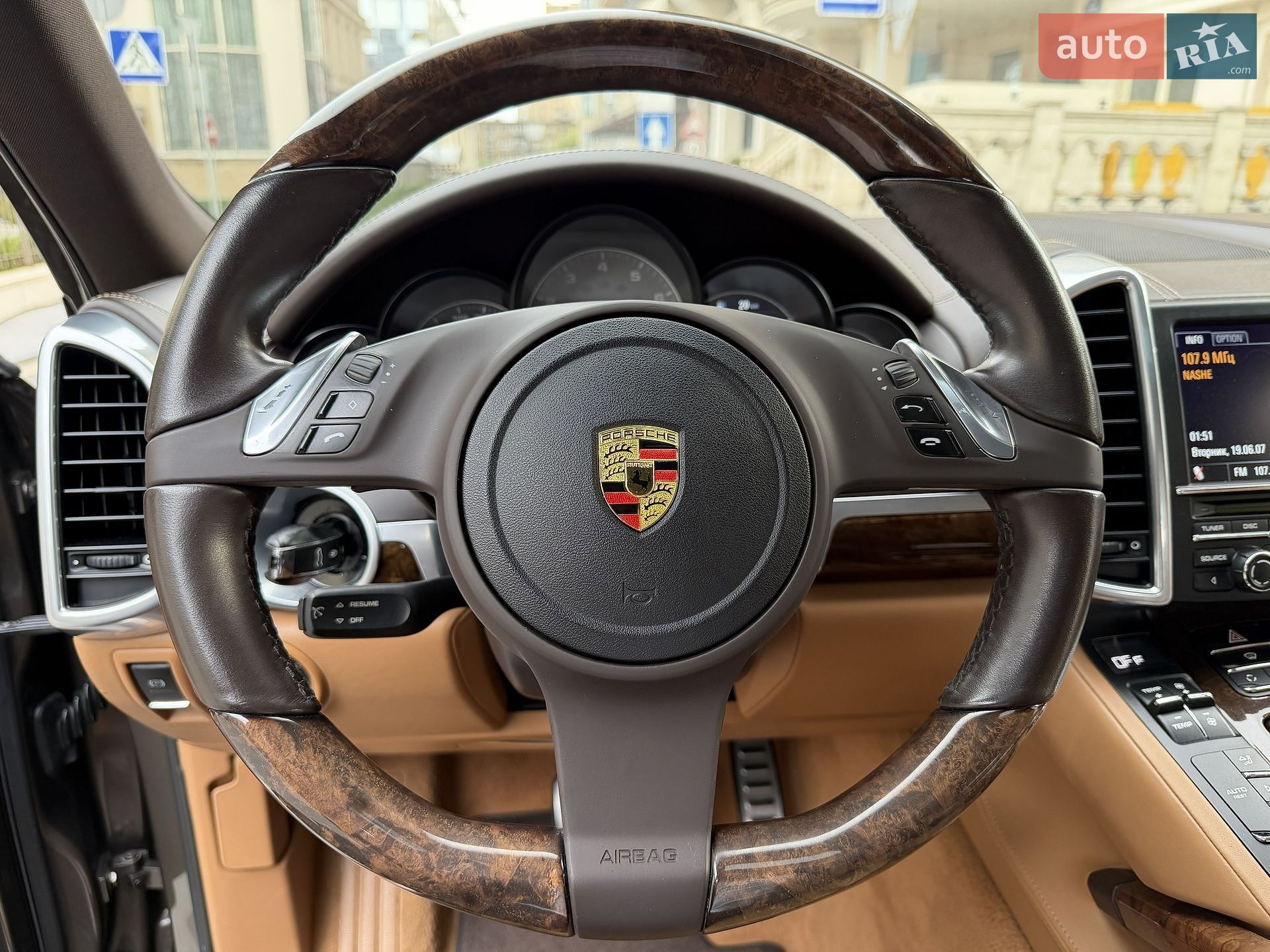 Porsche Cayenne 2011 VIN WP1AE2A21BLA98855 фото оголошення 29 з 69