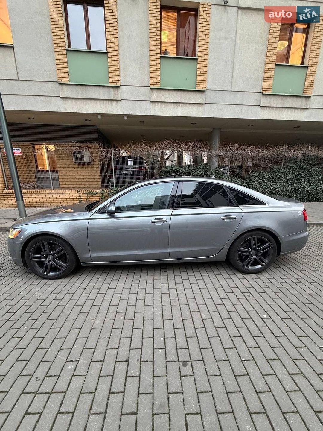 Audi A6 2013 VIN WAUGFAFC6EN009720 фото оголошення 10 з 19