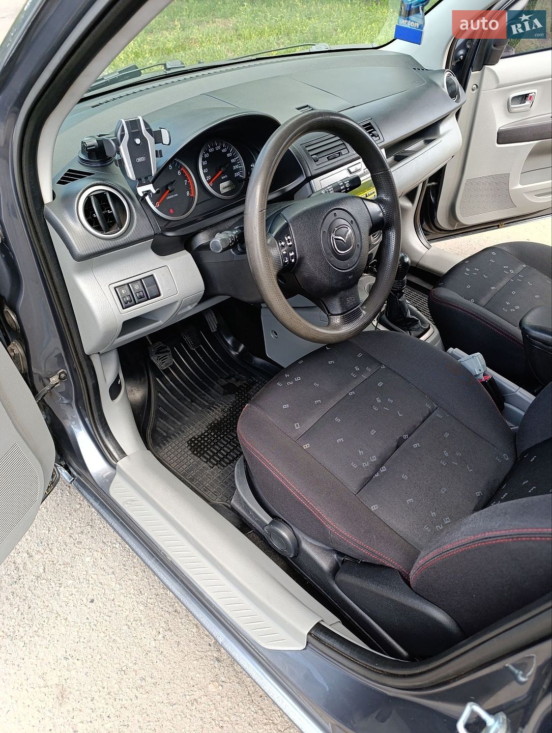Mazda 2 2003 VIN JMZNC2WPJN3E70933 фото оголошення 8 з 18