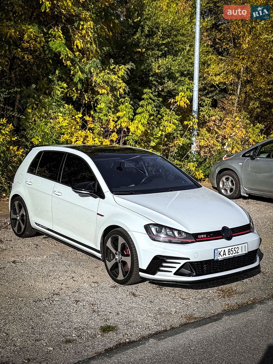 Volkswagen Golf GTI 2016 VIN 3VW447AUXGM061330 фото оголошення 10 з 13