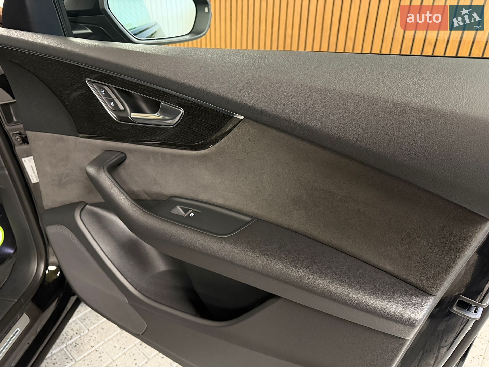 Audi Q8 2020 VIN WAUZZZF10MD004806 фото оголошення 42 з 62