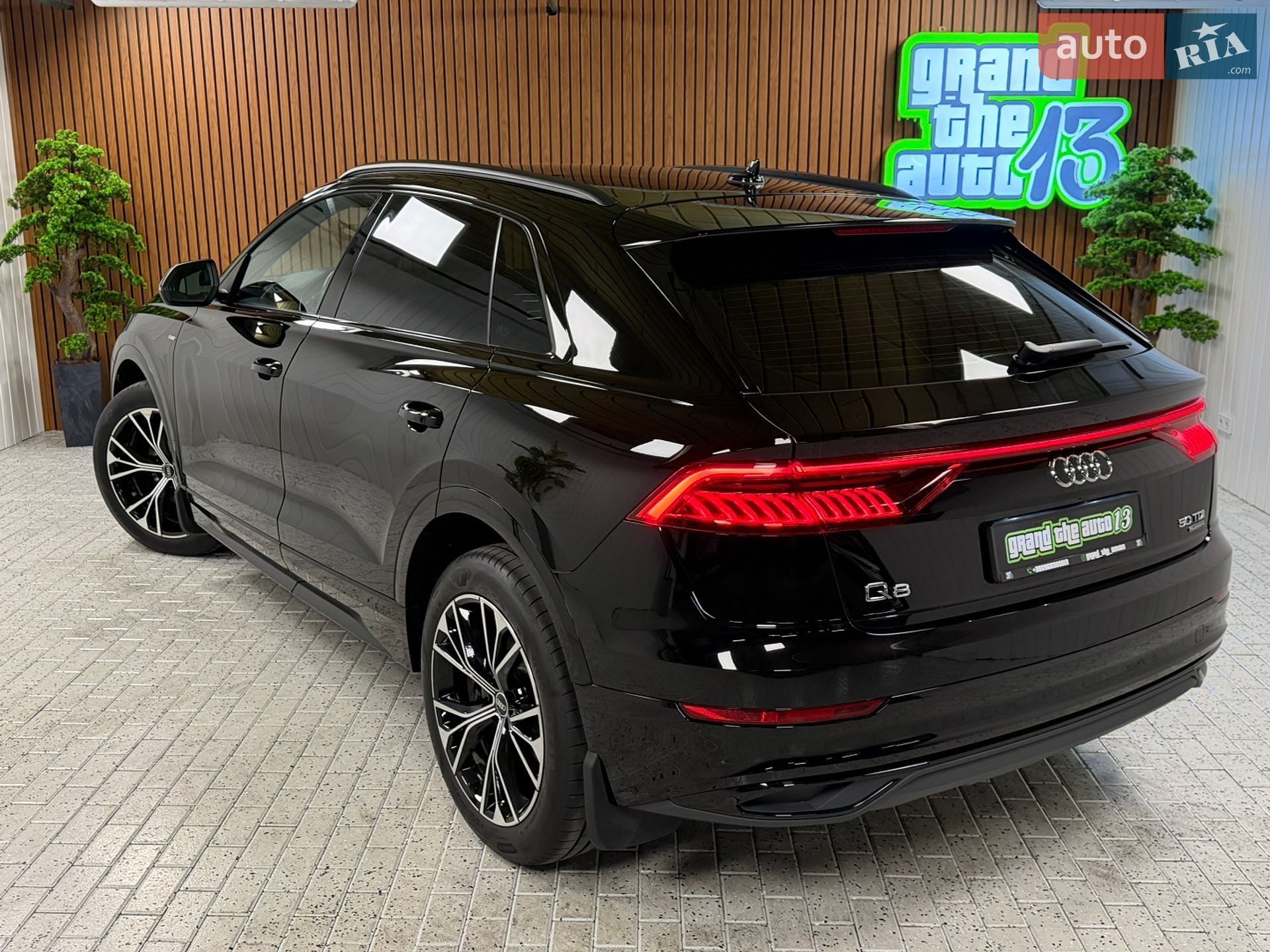 Audi Q8 2020 VIN WAUZZZF10MD004806 фото оголошення 62 з 62