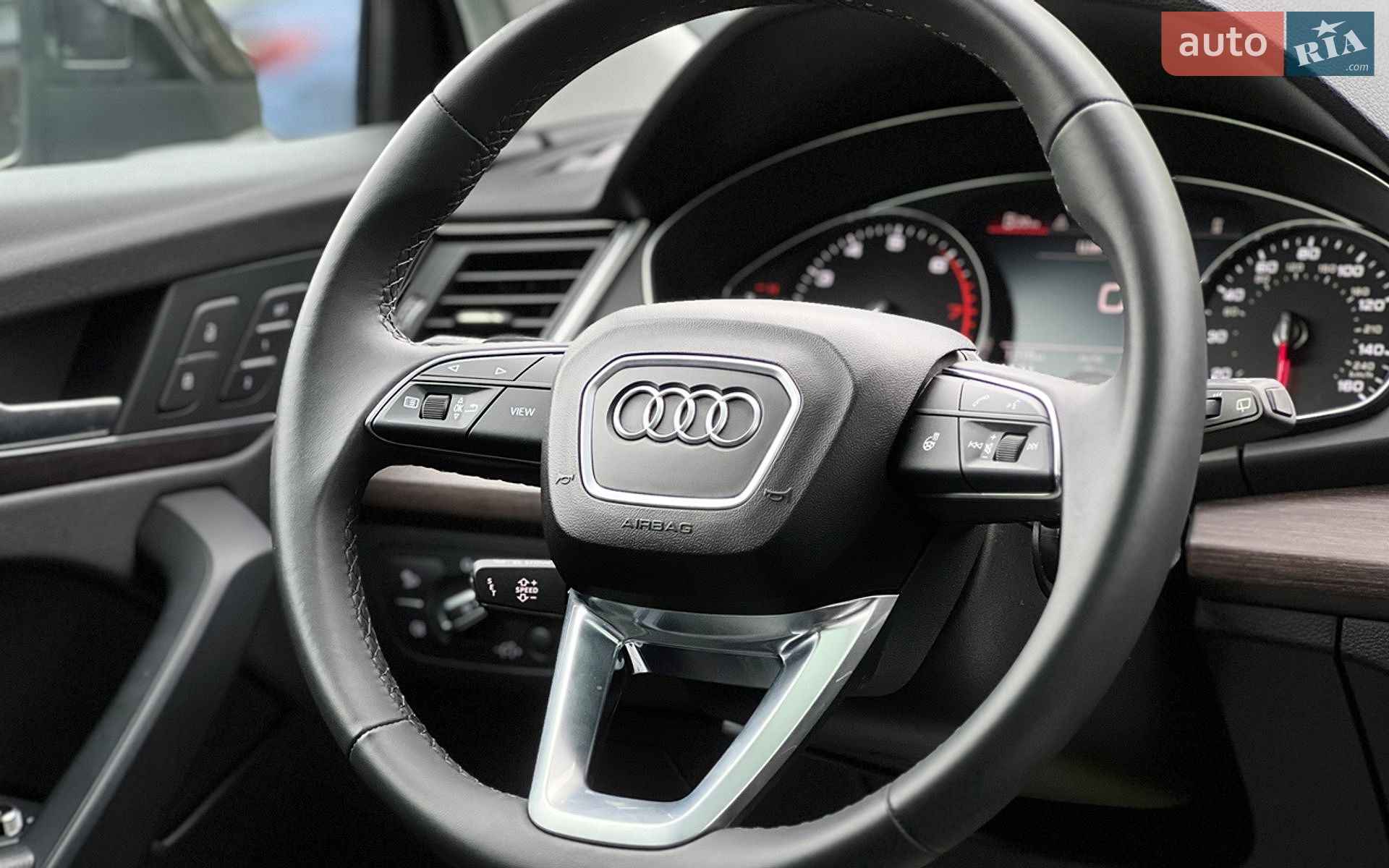 Audi Q5 2023 VIN WA1GAAFY5P2101171 фото оголошення 24 з 26