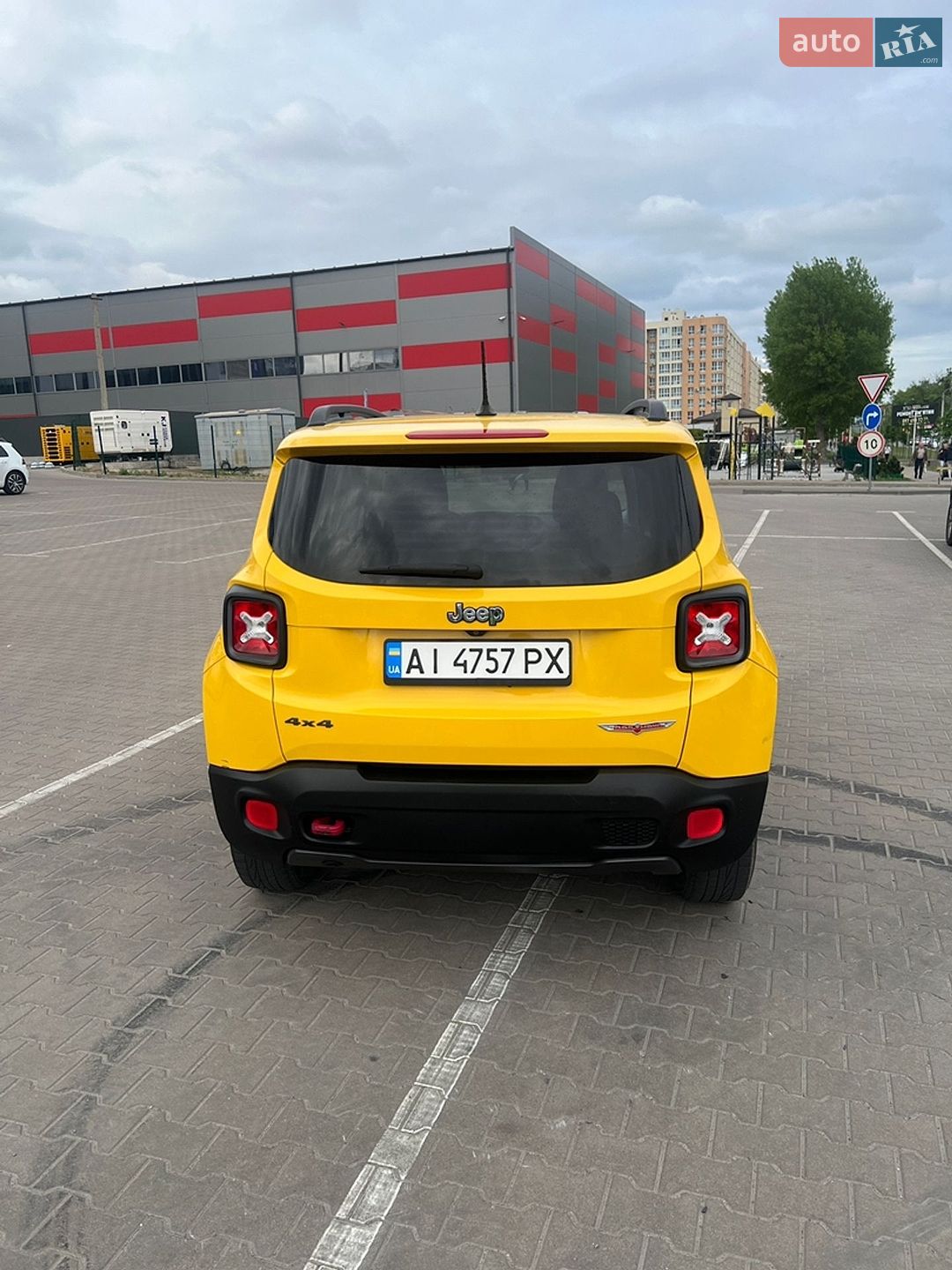 Jeep Renegade 2015 VIN ZACCJBCT1FPC00111 фото оголошення 5 з 11