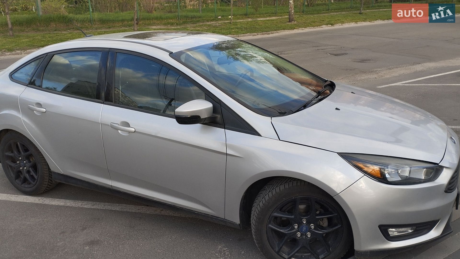 Ford Focus 2015 VIN 1FADP3F26GL222001 фото оголошення 2 з 14