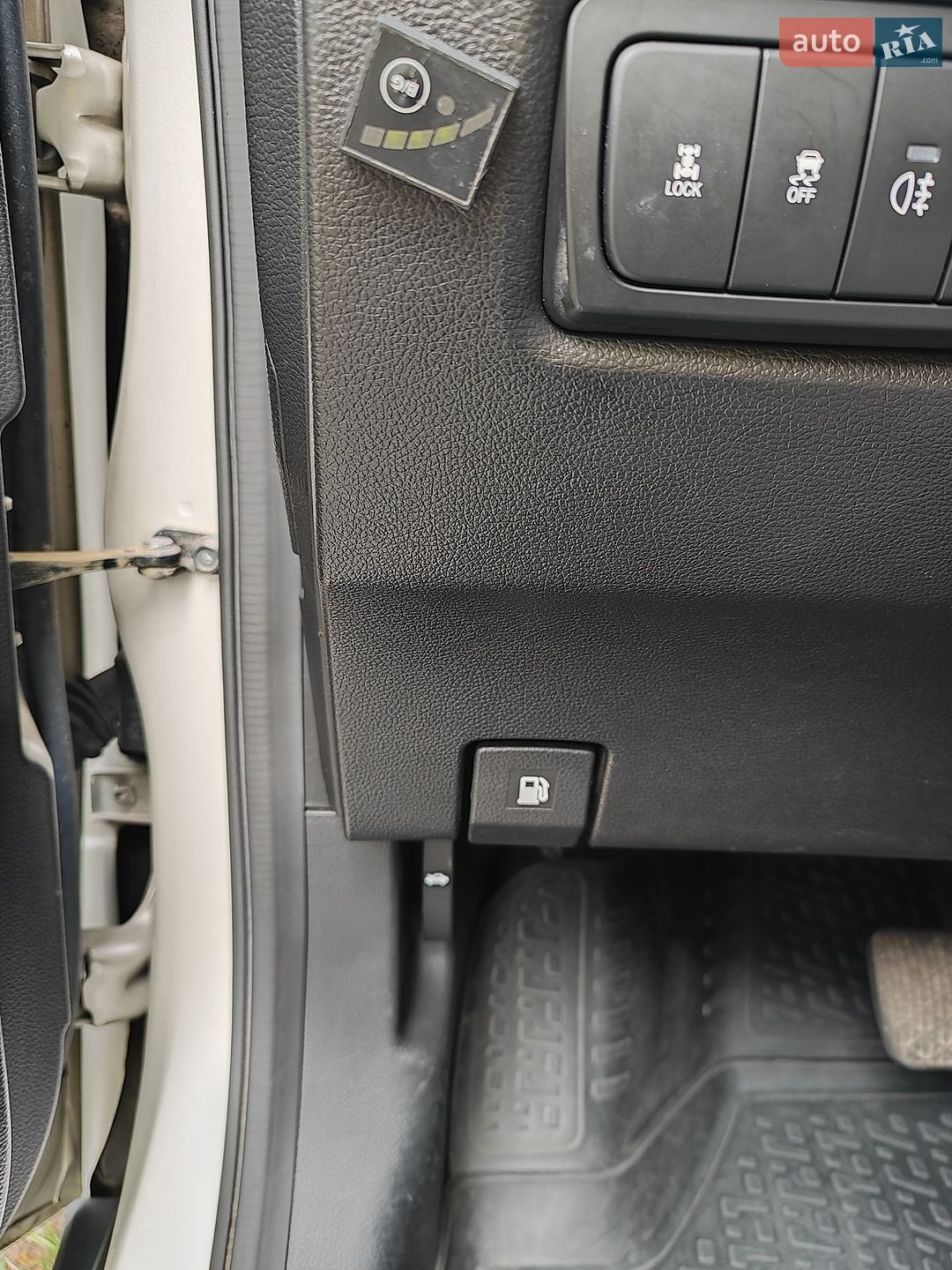 SsangYong Korando 2014 VIN Y7WCK48A4E0033481 фото оголошення 5 з 16