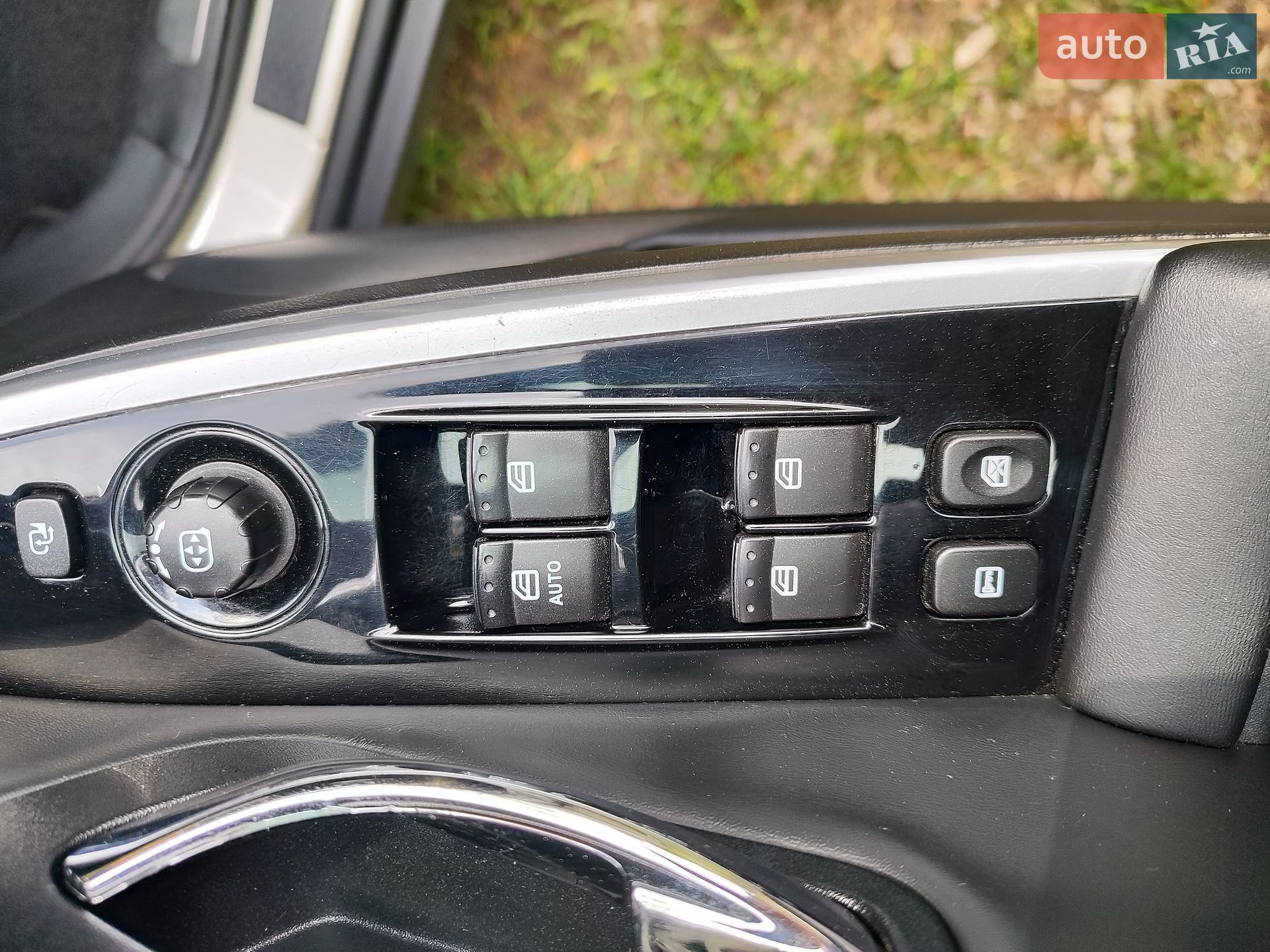 SsangYong Korando 2014 VIN Y7WCK48A4E0033481 фото оголошення 13 з 16