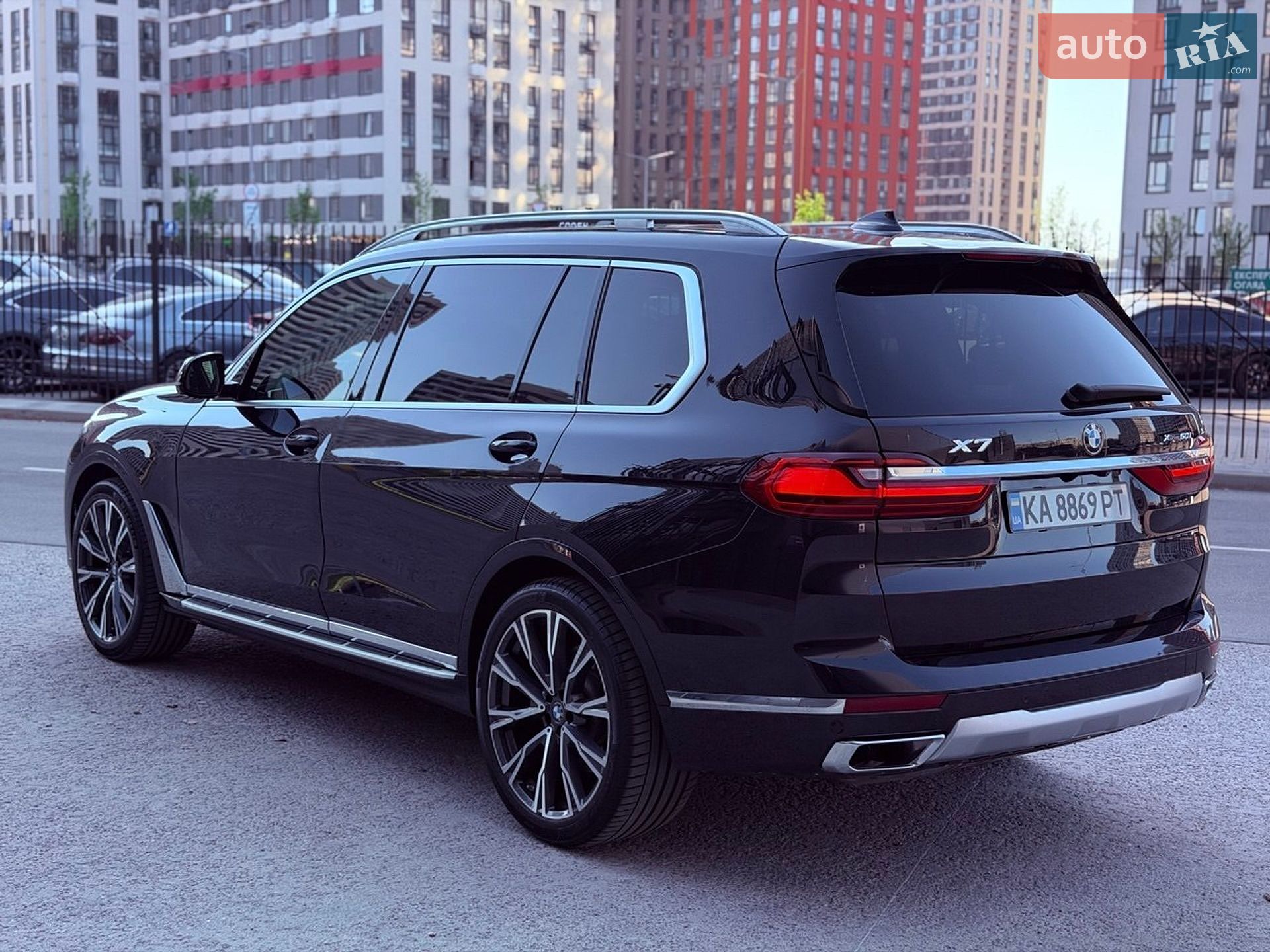 BMW X7 2019 VIN 5UXCX4C57KLB40315 фото оголошення 5 з 18