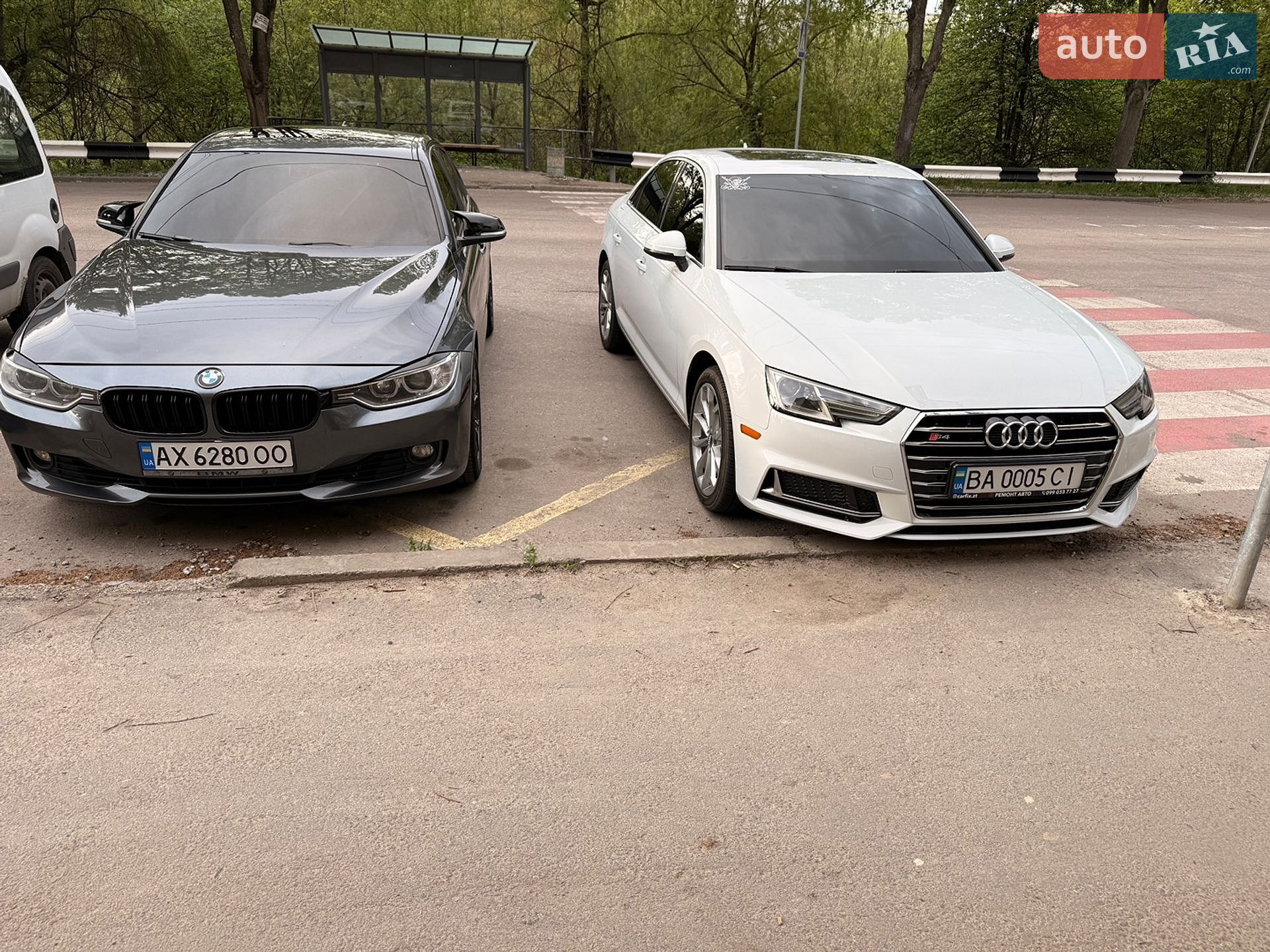 Audi A4 2019 VIN WAUGMAF42KN012964 фото оголошення 7 з 42