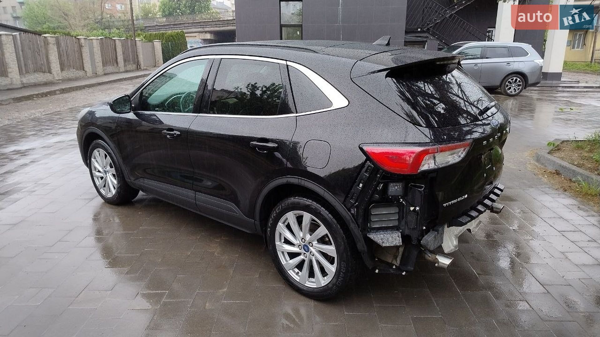 Ford Escape 2021 VIN 1FMCU9J97MUA62699 фото оголошення 5 з 35