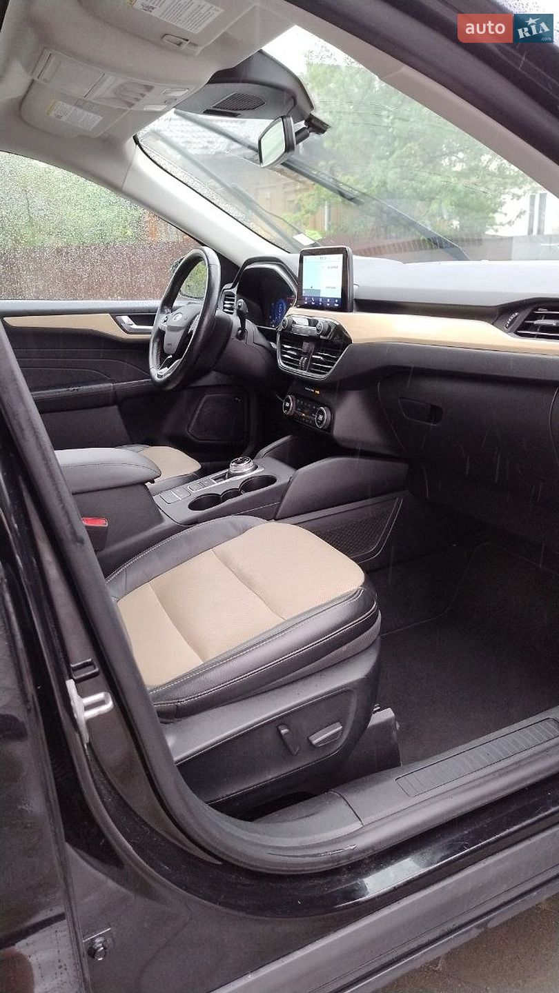 Ford Escape 2021 VIN 1FMCU9J97MUA62699 фото оголошення 22 з 35