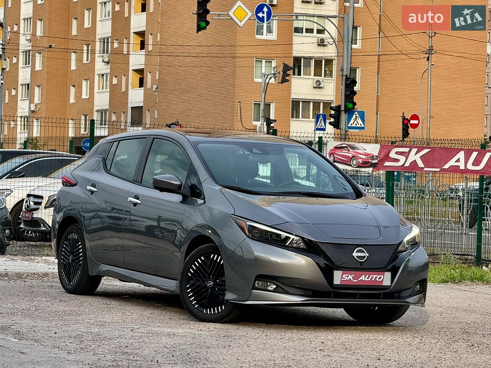 Nissan Leaf 2023 VIN 1N4CZ1CV4PC561283 фото оголошення 3 з 84