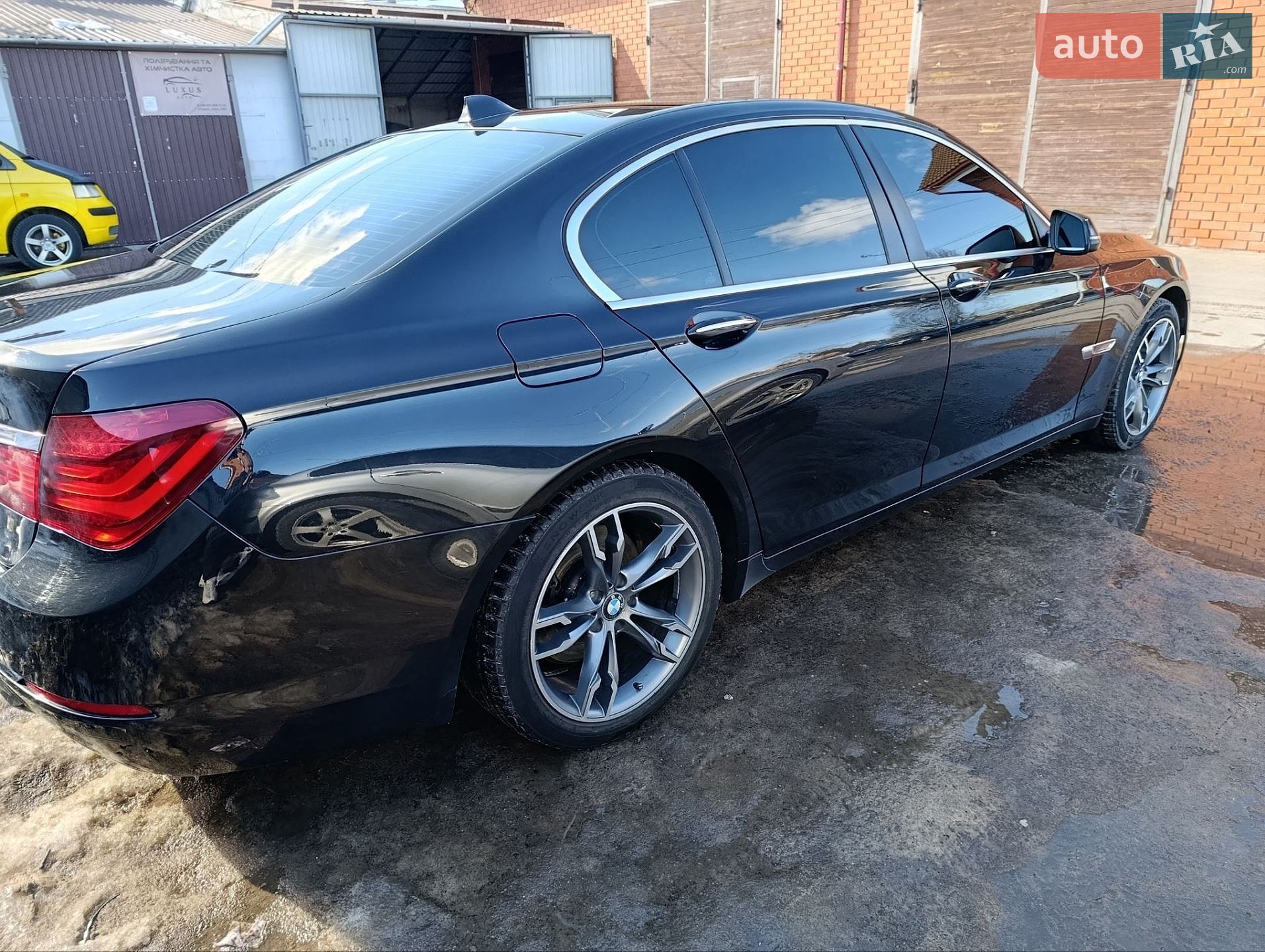 BMW 7 Series 2013 VIN WBAYC41040DZ75204 фото оголошення 21 з 28