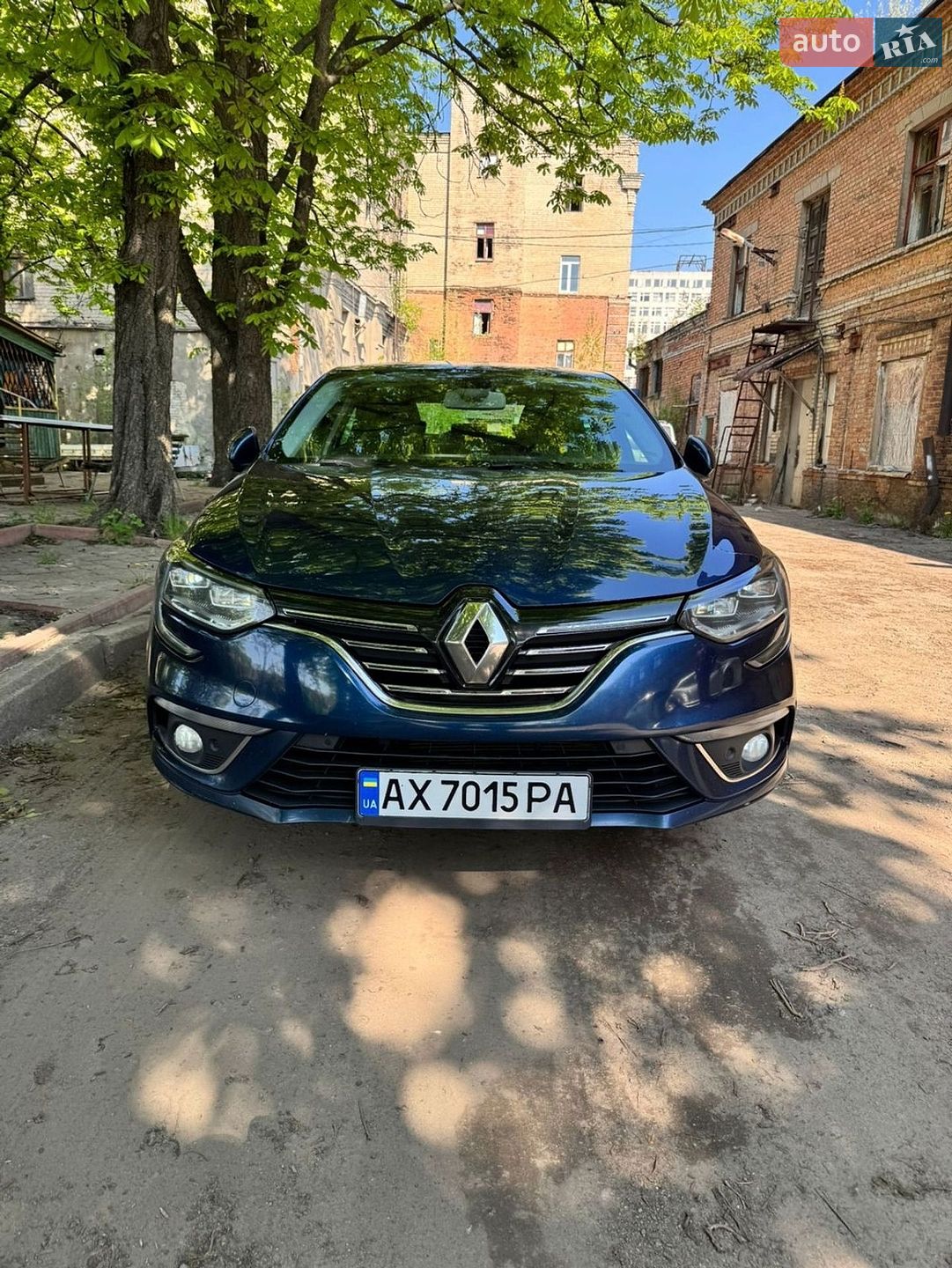 Renault Megane 2020 VIN VF1RFB00265214905 фото оголошення 2 з 16