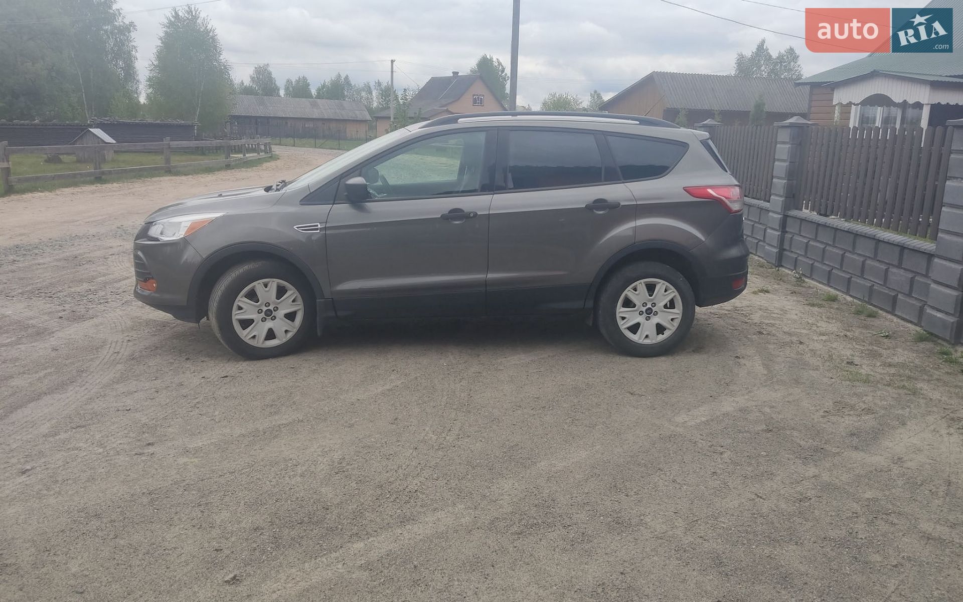 Ford Escape 2013 VIN 1FMCU0F70DUD20239 фото оголошення 3 з 17