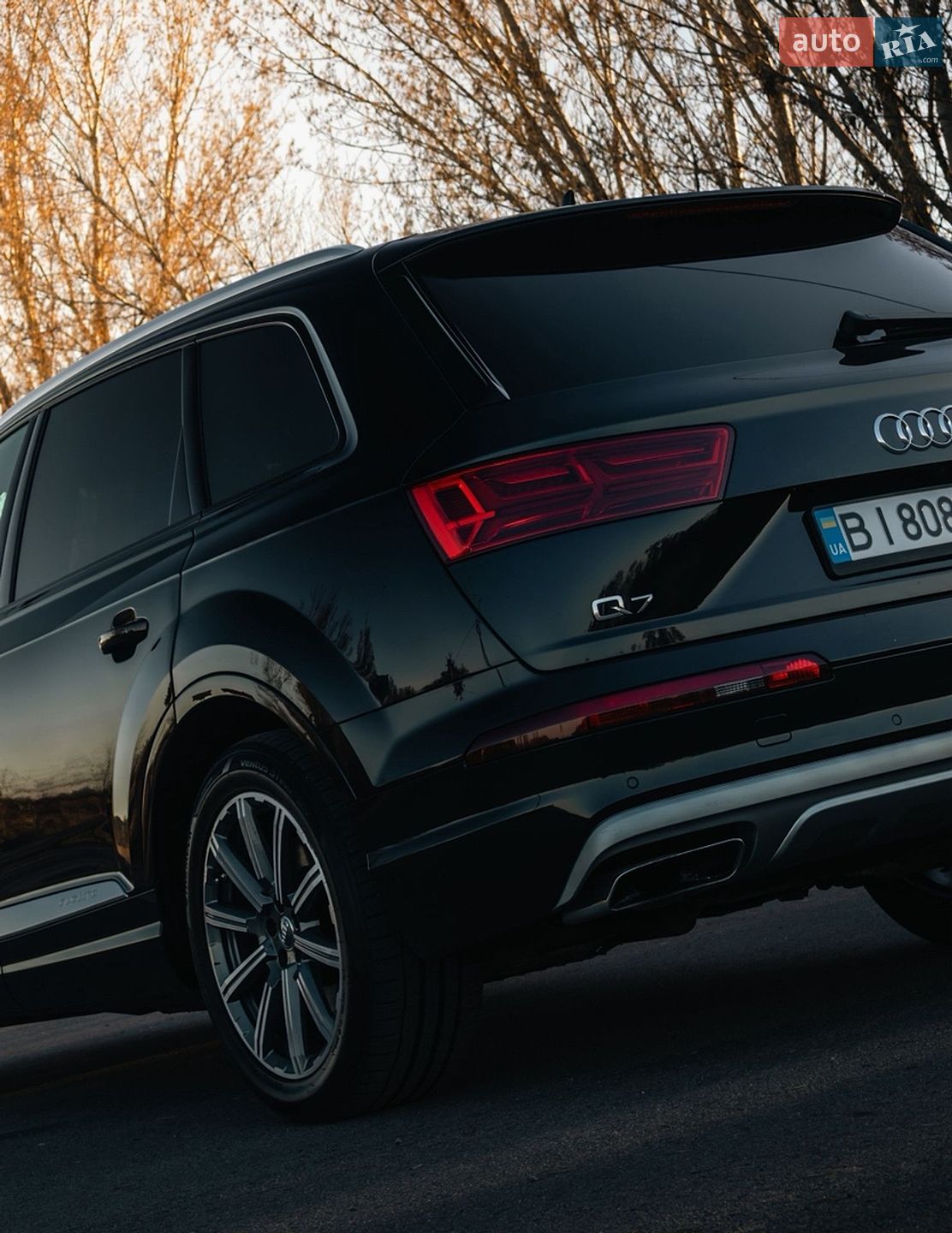 Audi Q7 2017 VIN WA1AHAF70HD050158 фото оголошення 18 з 39