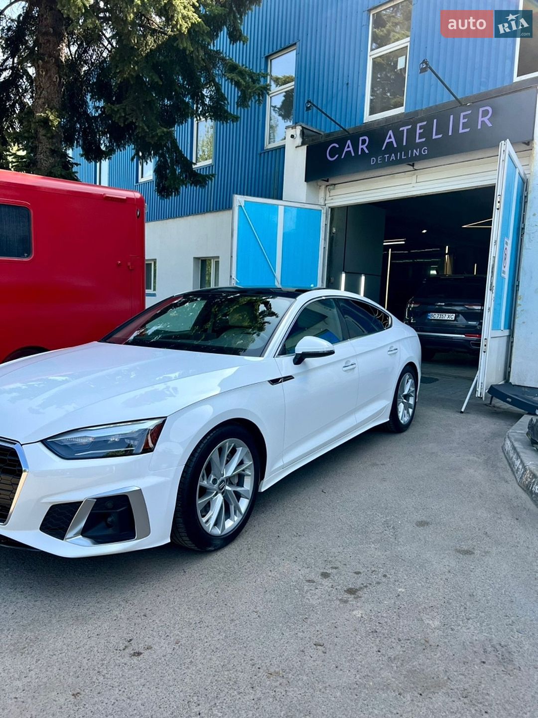 Audi A5 Sportback 2020 VIN WAUANCF56LA005810 фото оголошення 3 з 19