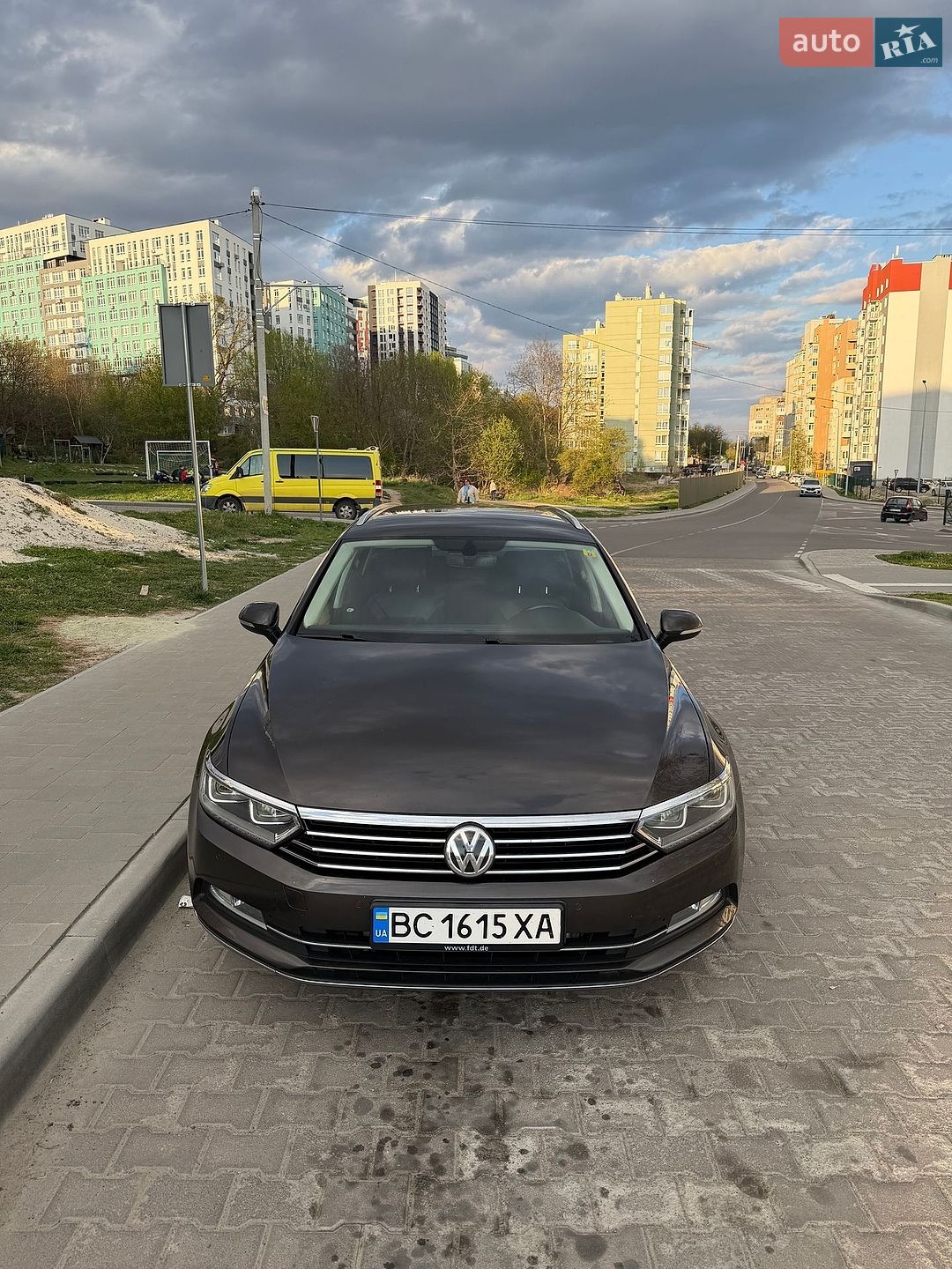Volkswagen Passat 2017 VIN WVWZZZ3CZJE046199 фото оголошення 8 з 20