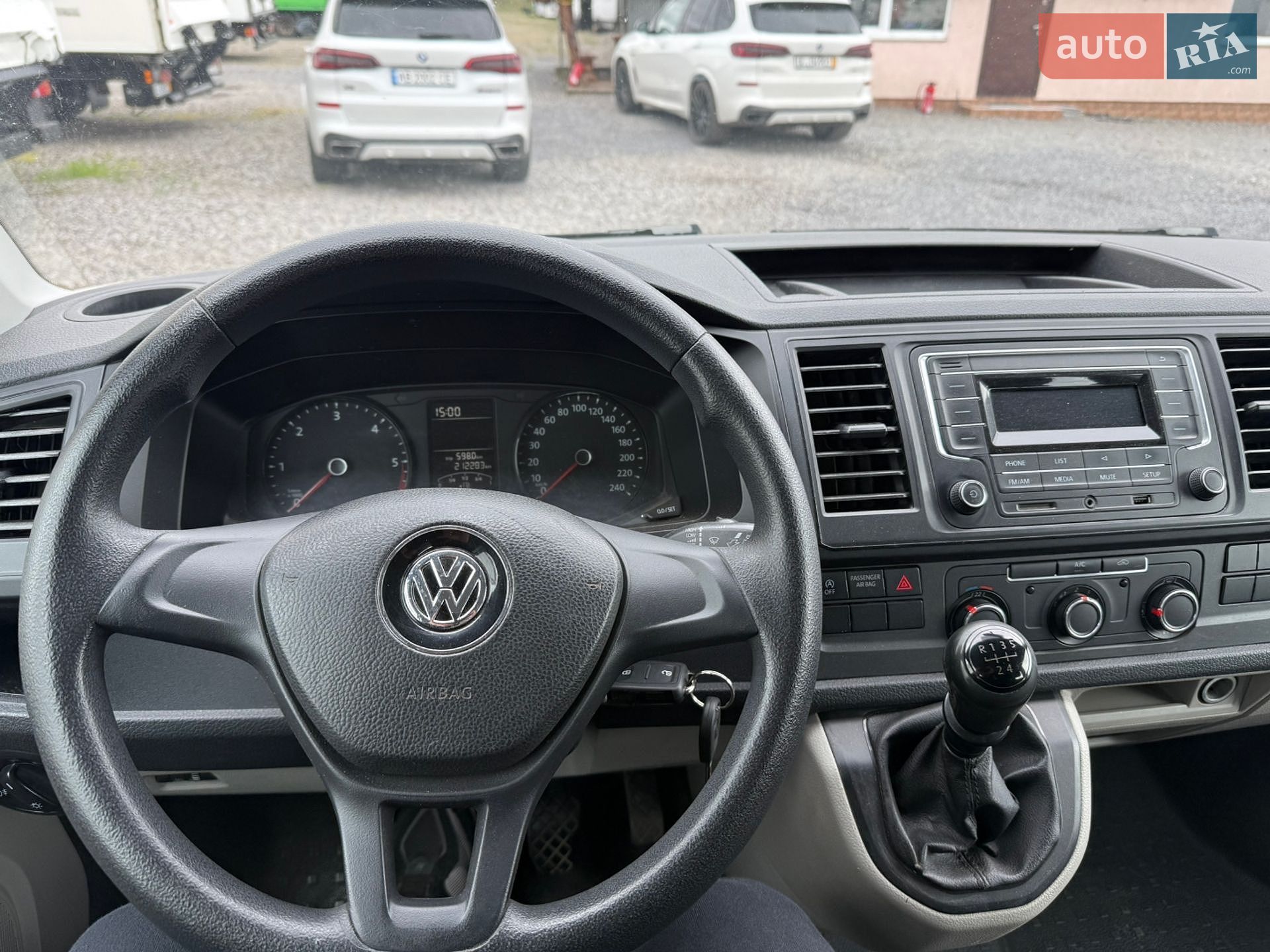 Volkswagen Transporter 2017 VIN WV1ZZZ7JZJX011859 фото оголошення 12 з 12