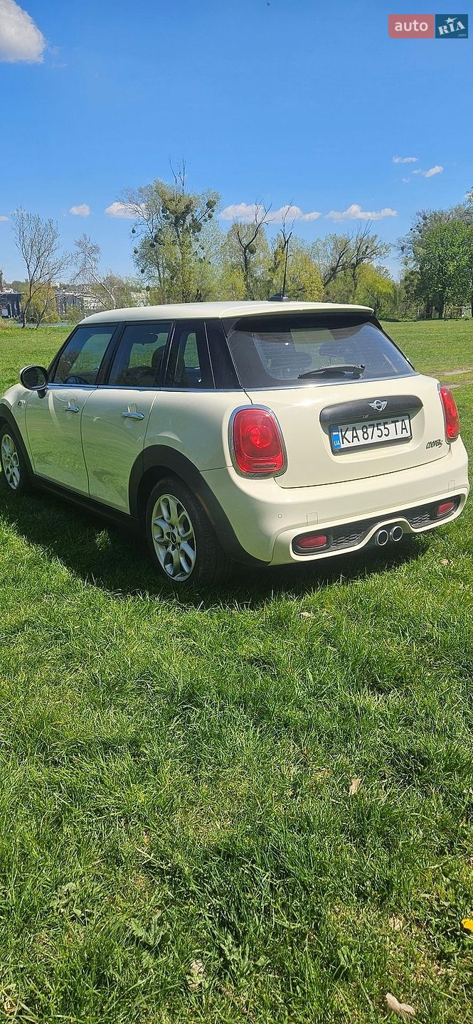 Mini Cooper 2017 VIN WMWXU3C39H2F49027 фото оголошення 7 з 28