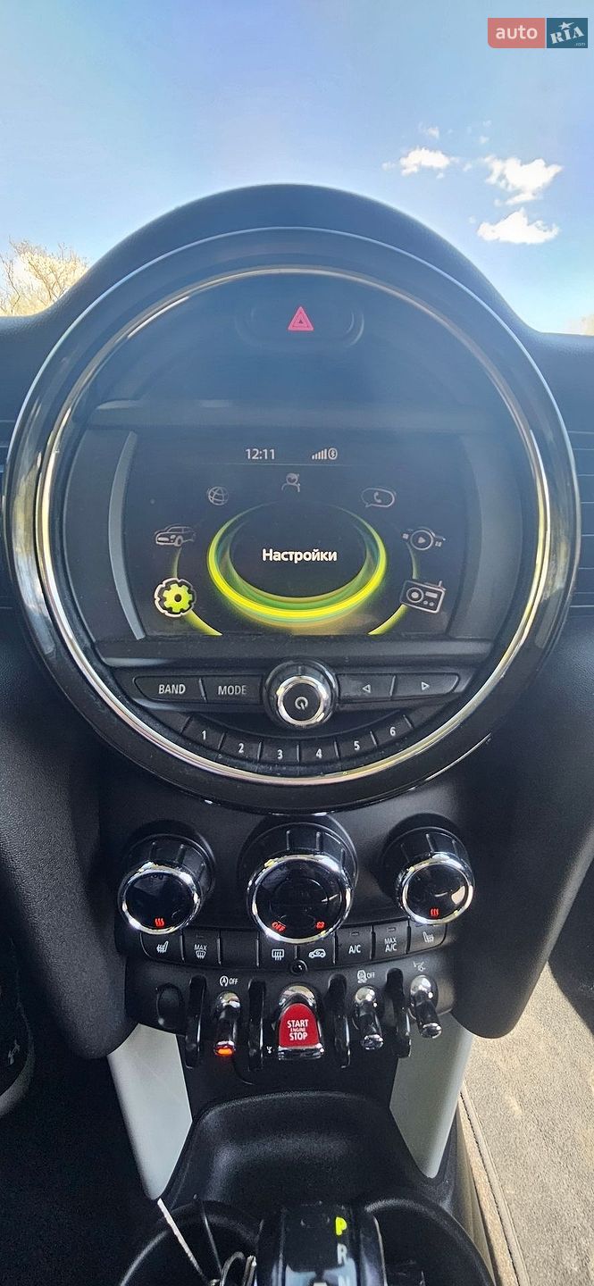 Mini Cooper 2017 VIN WMWXU3C39H2F49027 фото оголошення 18 з 28