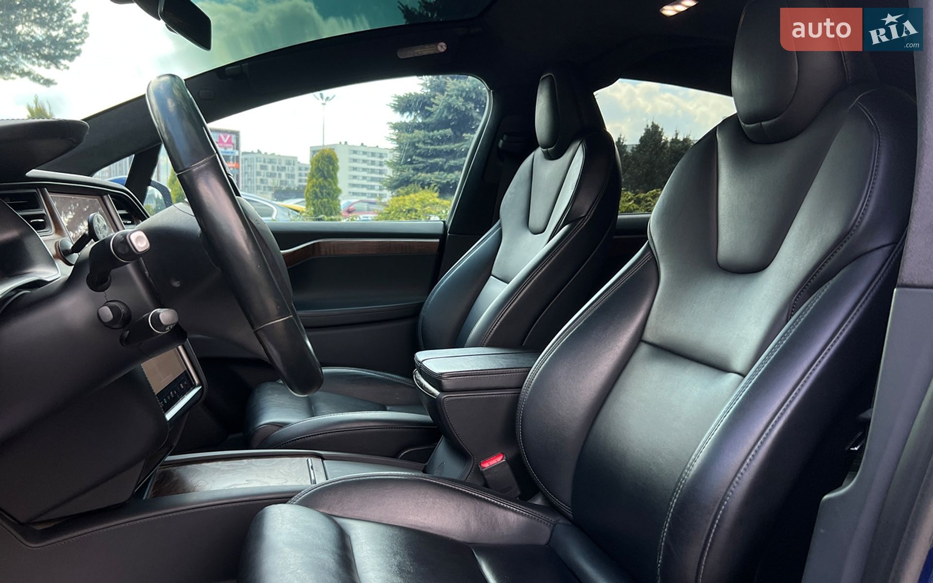 Tesla Model X 2019 VIN 5YJXCDE20LF238038 фото оголошення 10 з 29