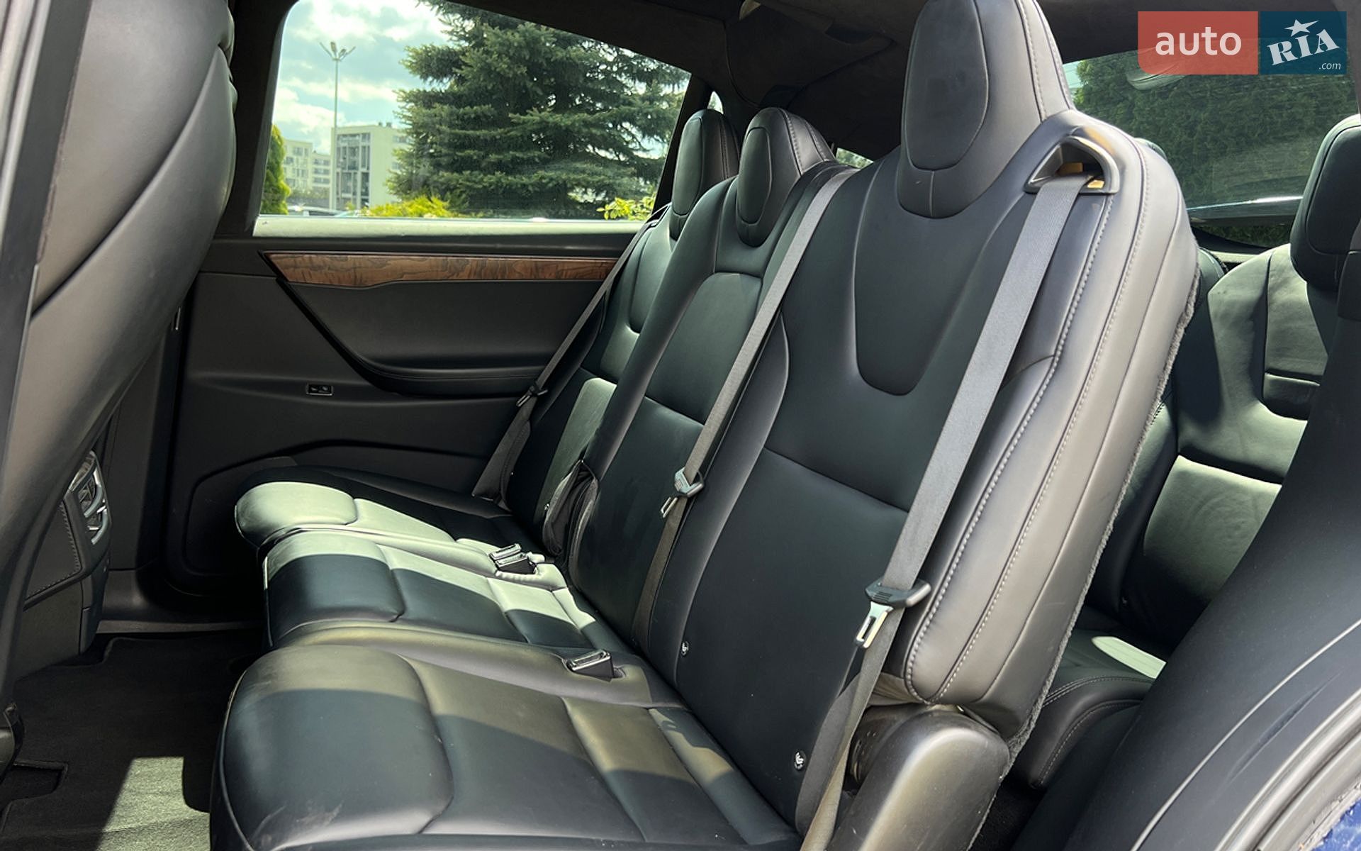 Tesla Model X 2019 VIN 5YJXCDE20LF238038 фото оголошення 23 з 29