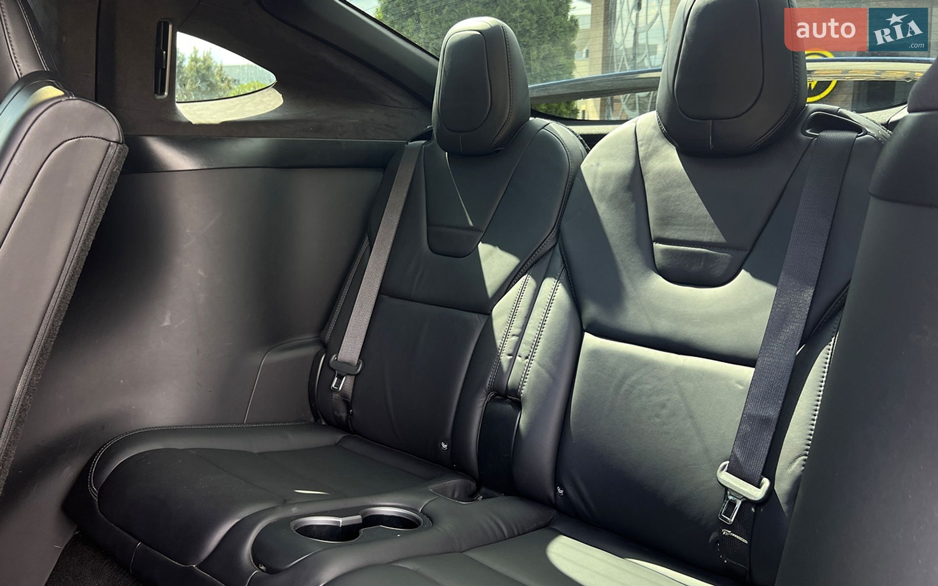 Tesla Model X 2019 VIN 5YJXCDE20LF238038 фото оголошення 24 з 29