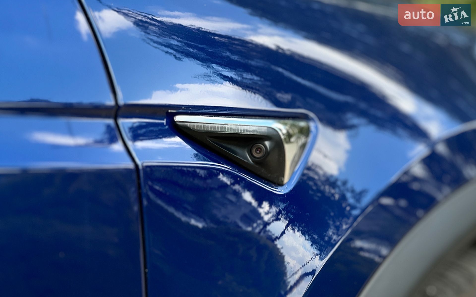 Tesla Model X 2019 VIN 5YJXCDE20LF238038 фото оголошення 28 з 29