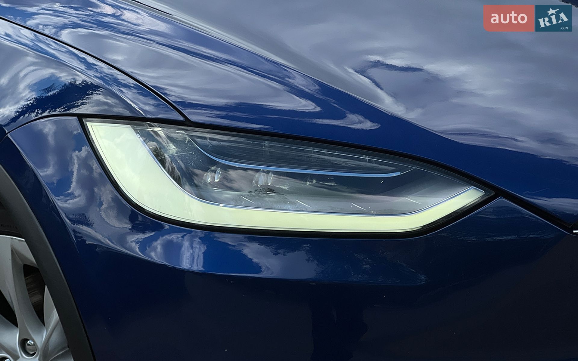 Tesla Model X 2019 VIN 5YJXCDE20LF238038 фото оголошення 27 з 29