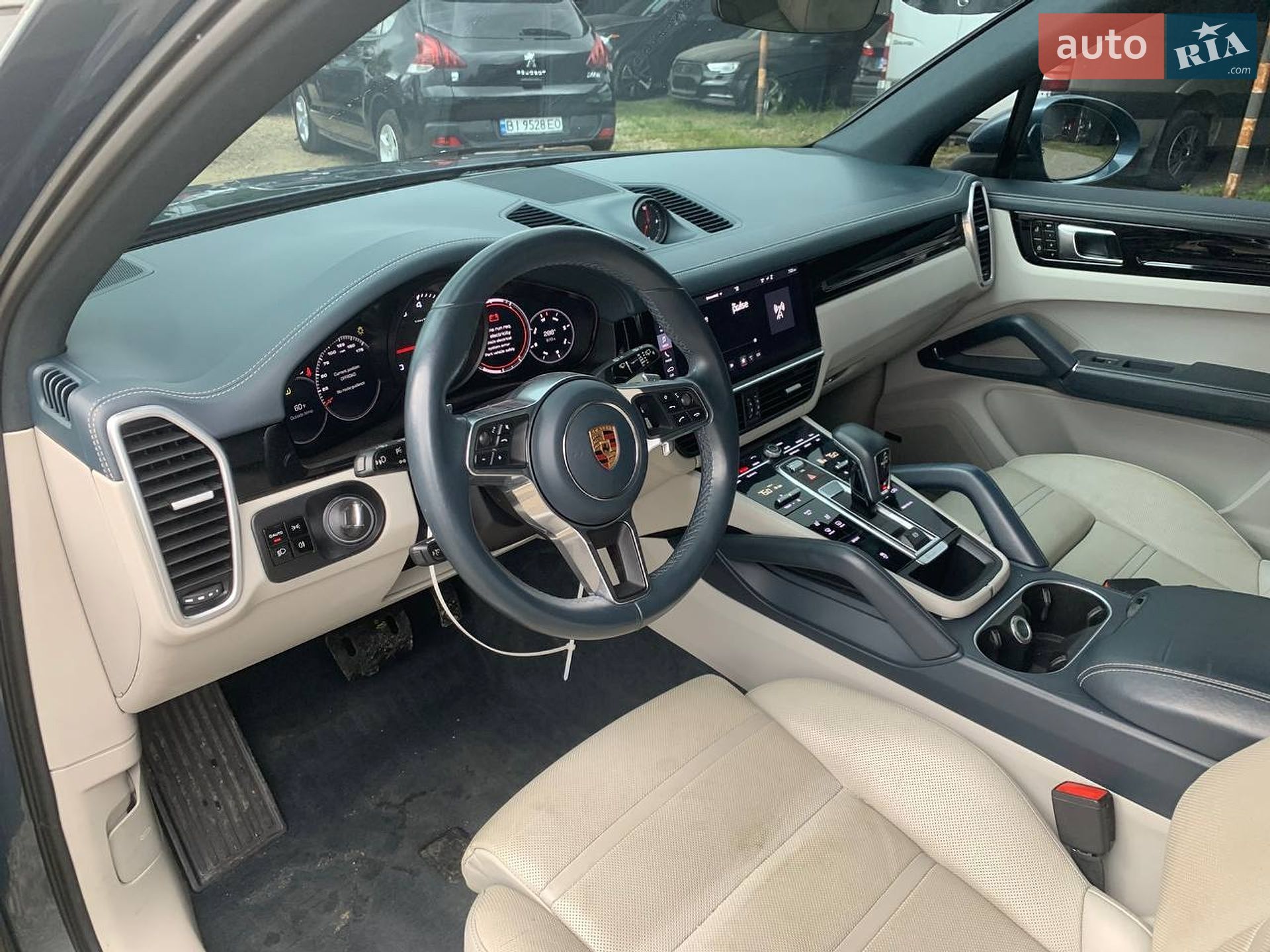 Porsche Cayenne 2019 VIN WP1AA2AY0KDA12001 фото оголошення 35 з 44
