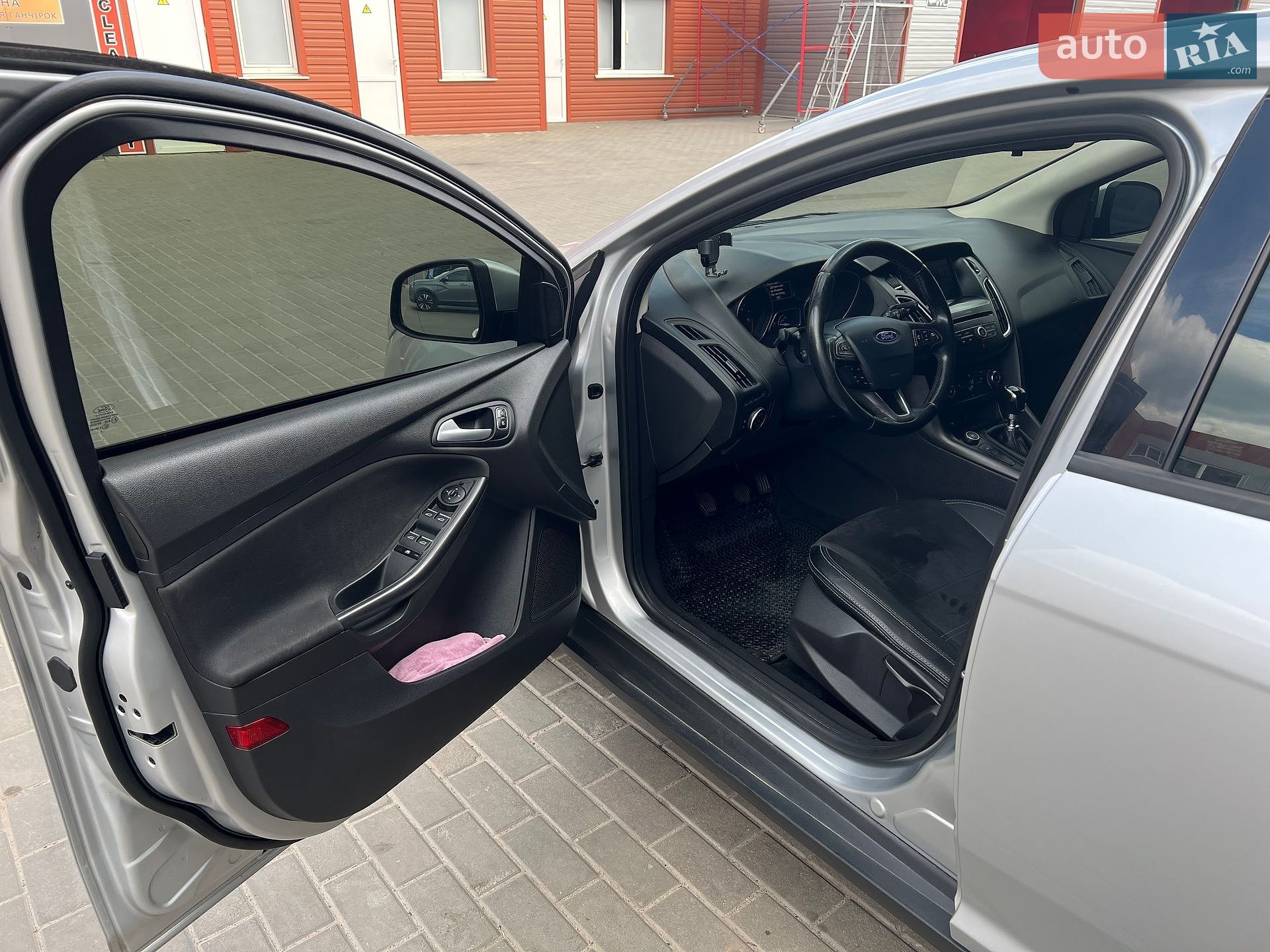Ford Focus 2016 VIN WF06XXGCC6GL01649 фото оголошення 12 з 28
