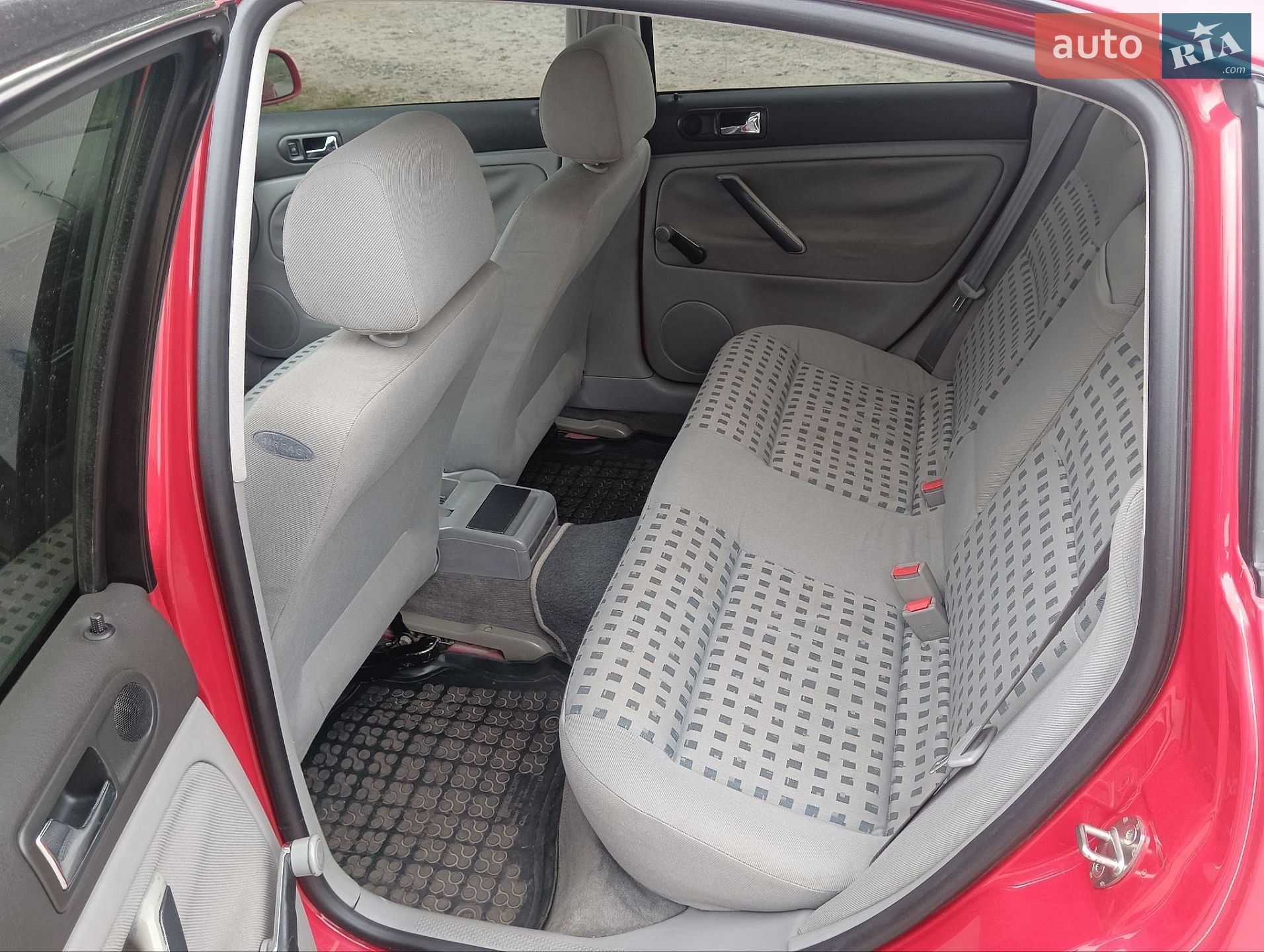 Volkswagen Passat 2000 VIN WVWZZZ3BZYP342054 фото оголошення 16 з 30
