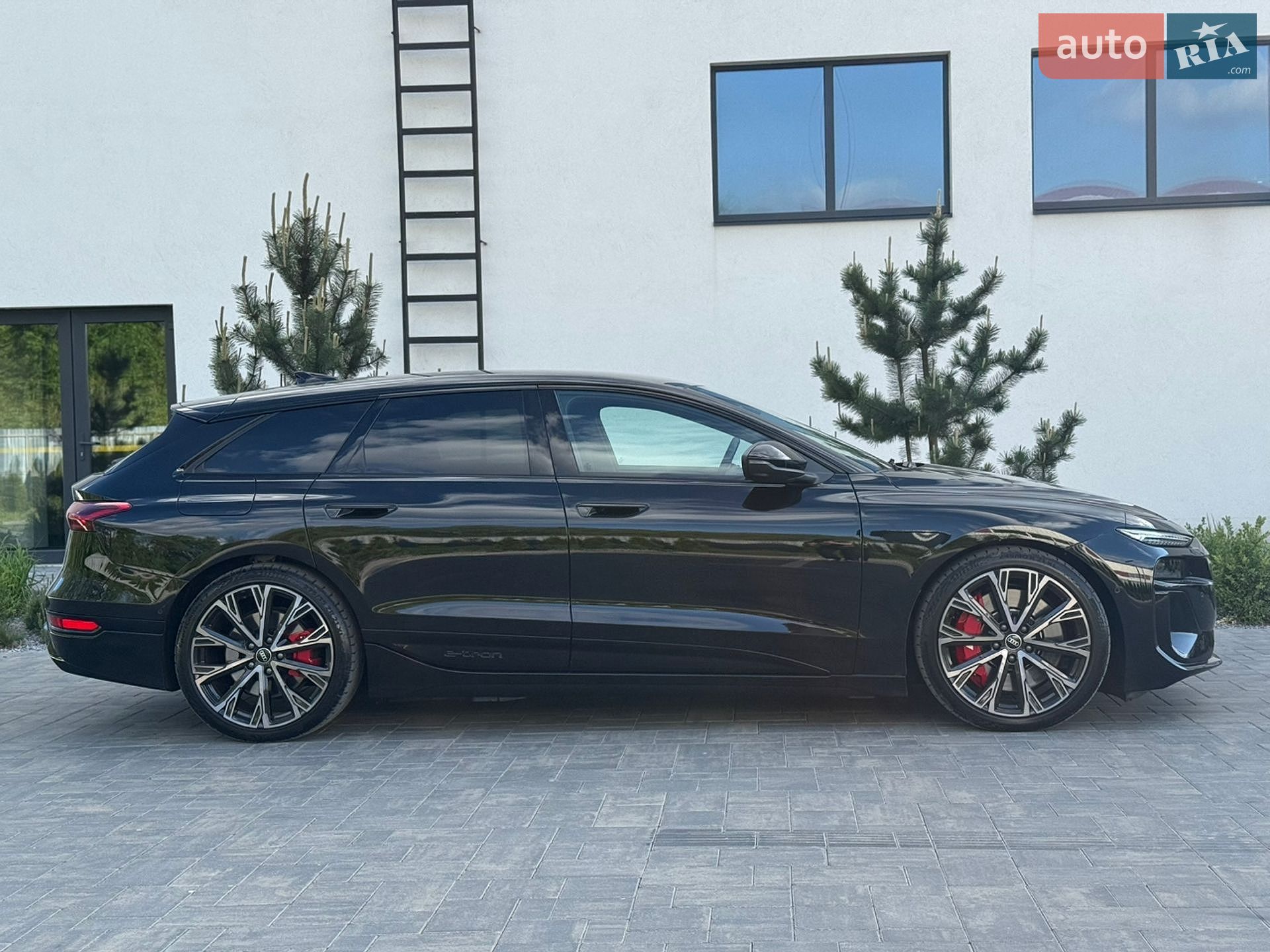 Audi S6 e-tron 2025 VIN WAUZZZGH6SA005582 фото оголошення 3 з 55